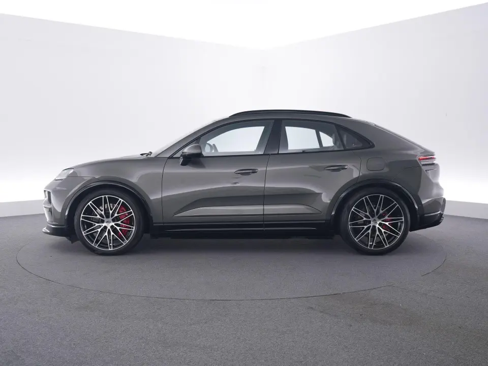 Macan Turbo 100 kWh