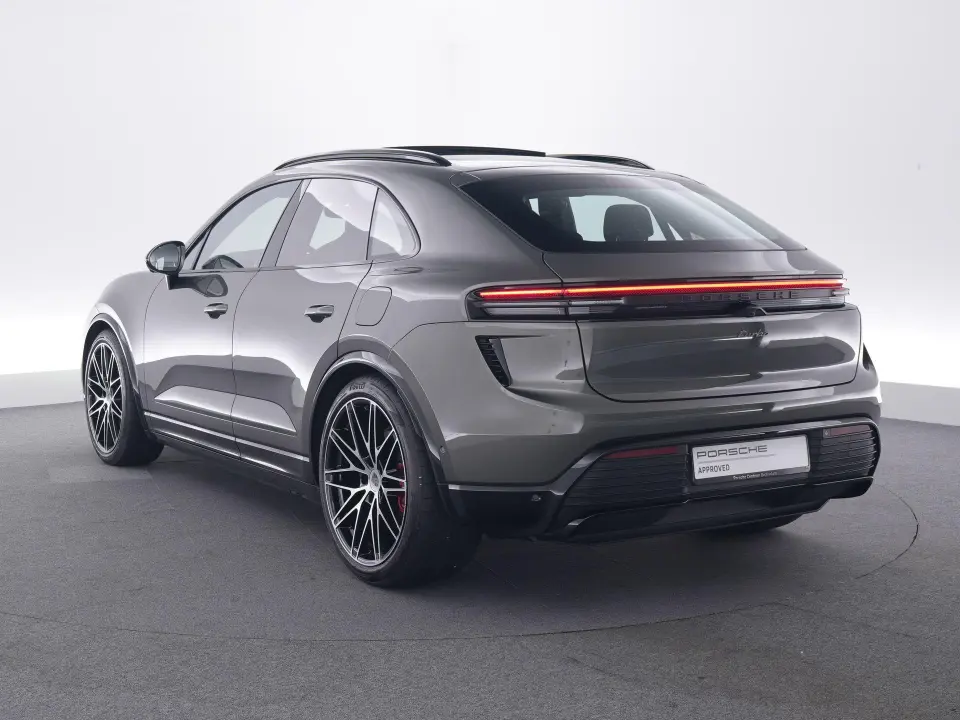 Macan Turbo 100 kWh