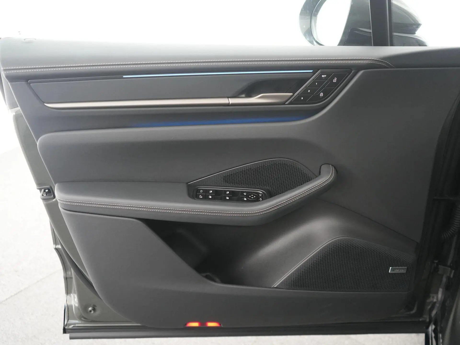 Macan Turbo 100 kWh