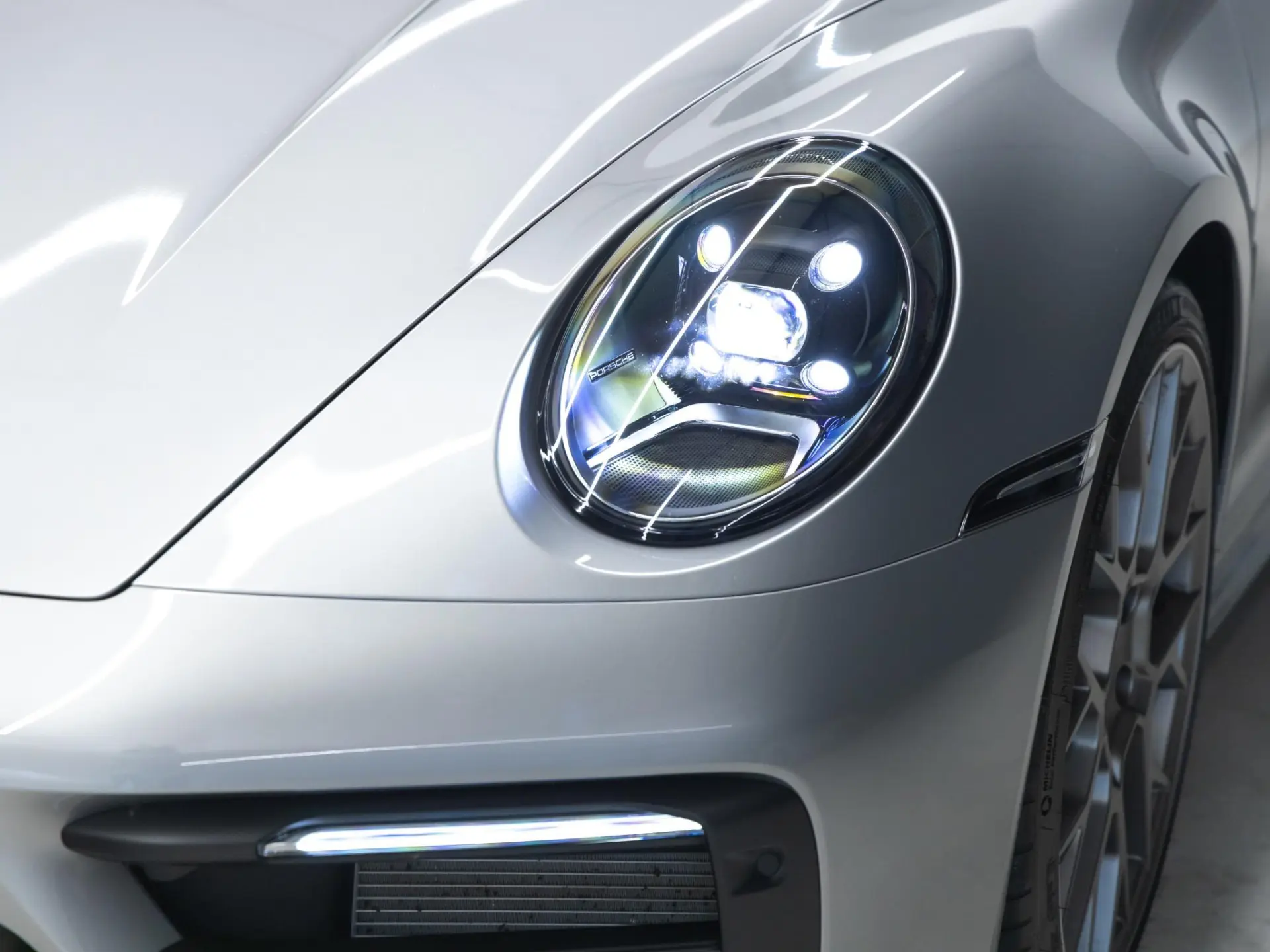 911 Carrera 4S