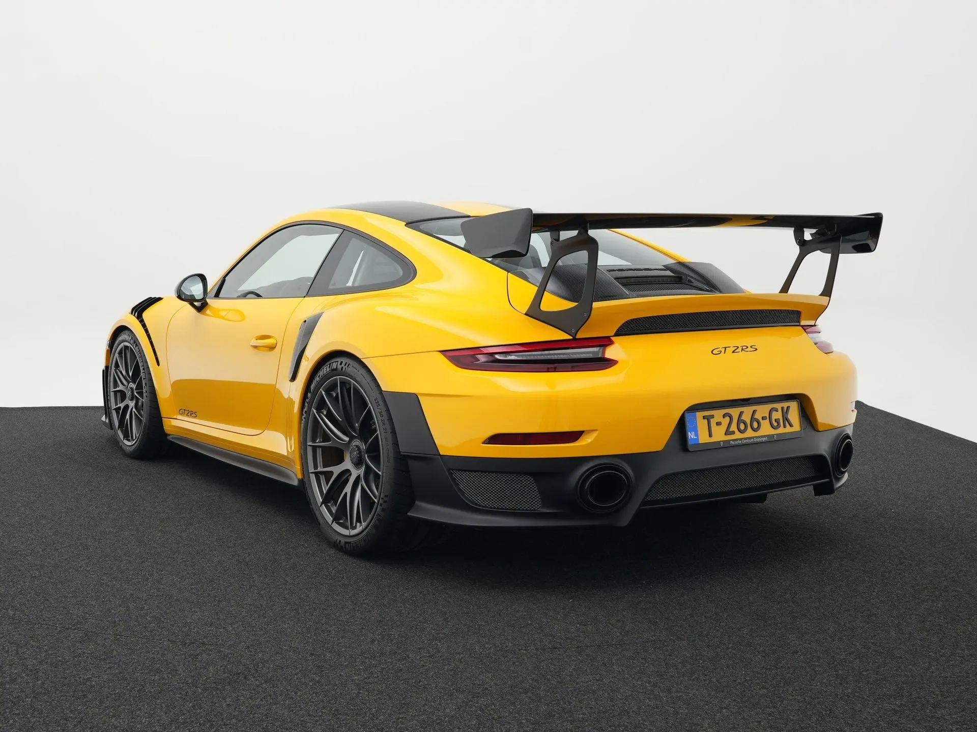 911 GT2 RS