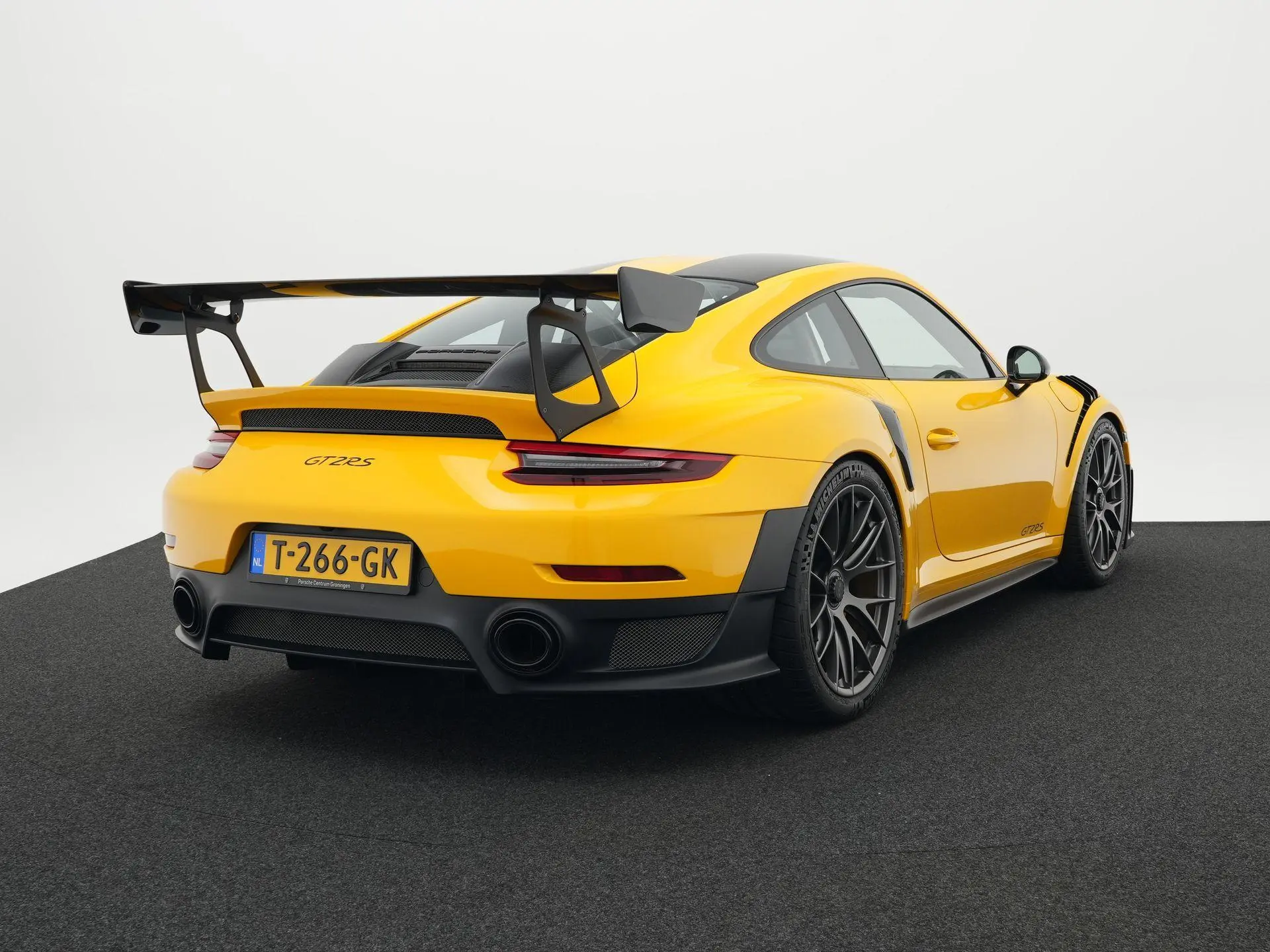 911 GT2 RS