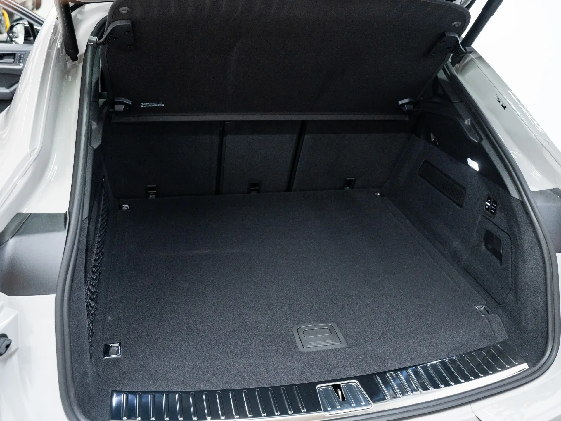 Cayenne E-Hybrid Black Edition Coupé SportDesign
