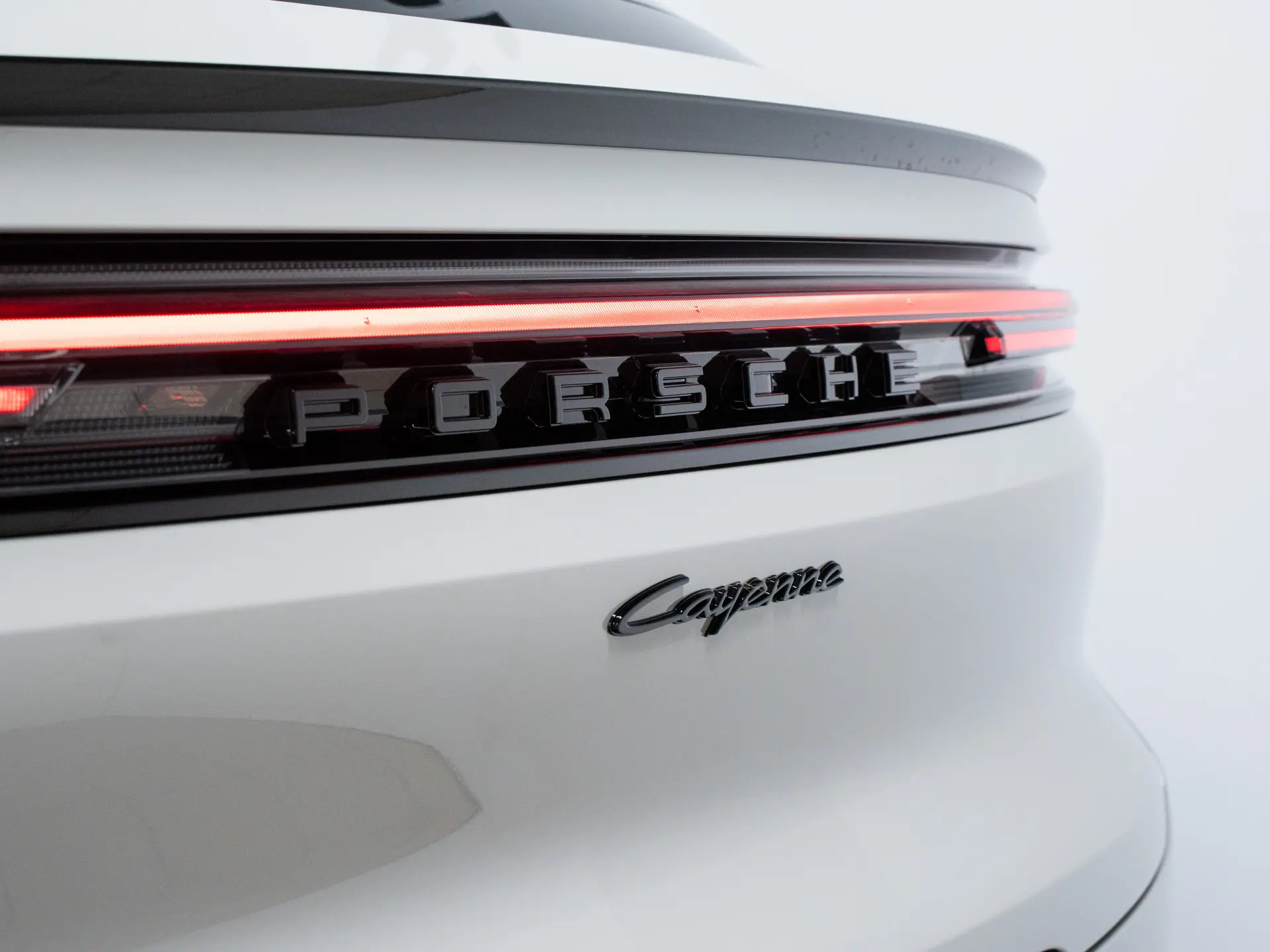 Cayenne E-Hybrid Black Edition Coupé SportDesign