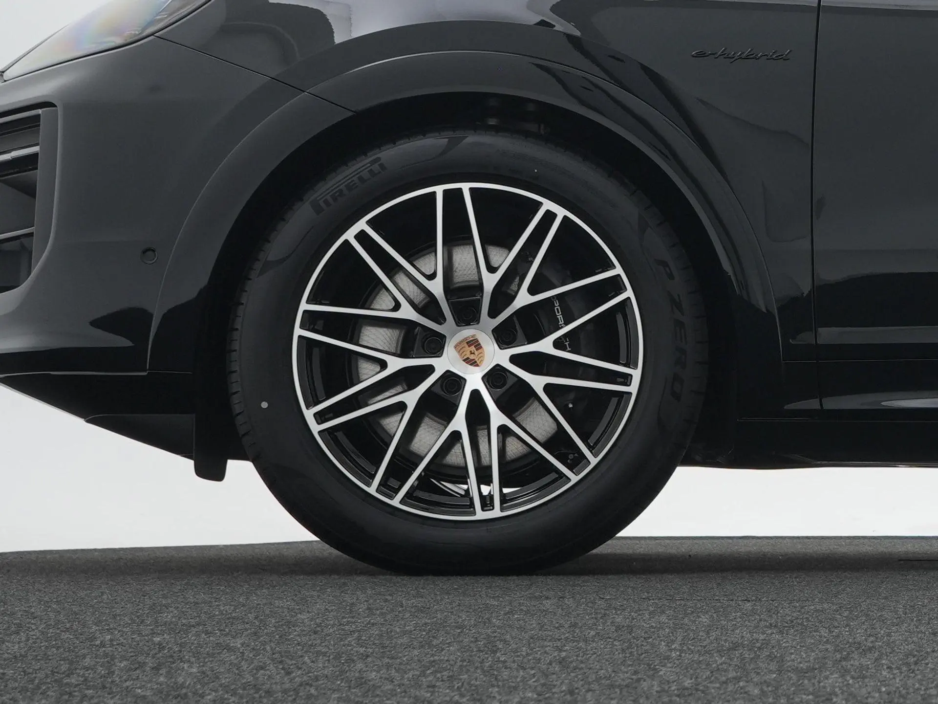 Cayenne E-Hybrid Black Edition