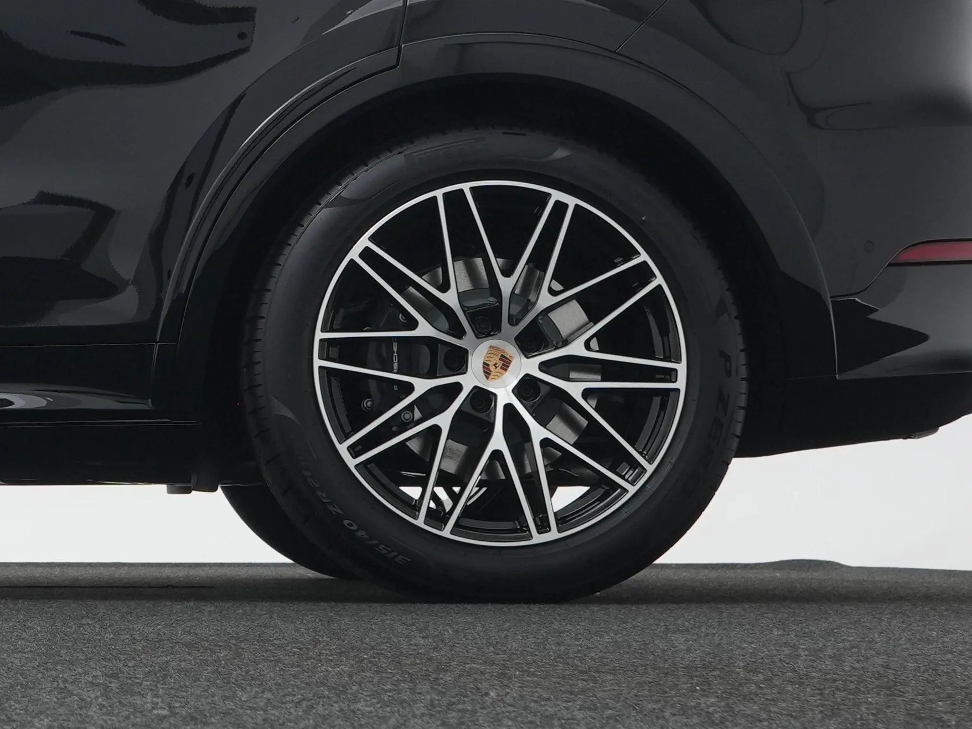 Cayenne E-Hybrid Black Edition