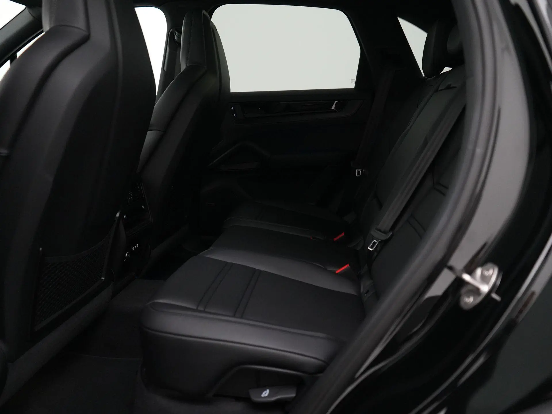 Cayenne E-Hybrid Black Edition