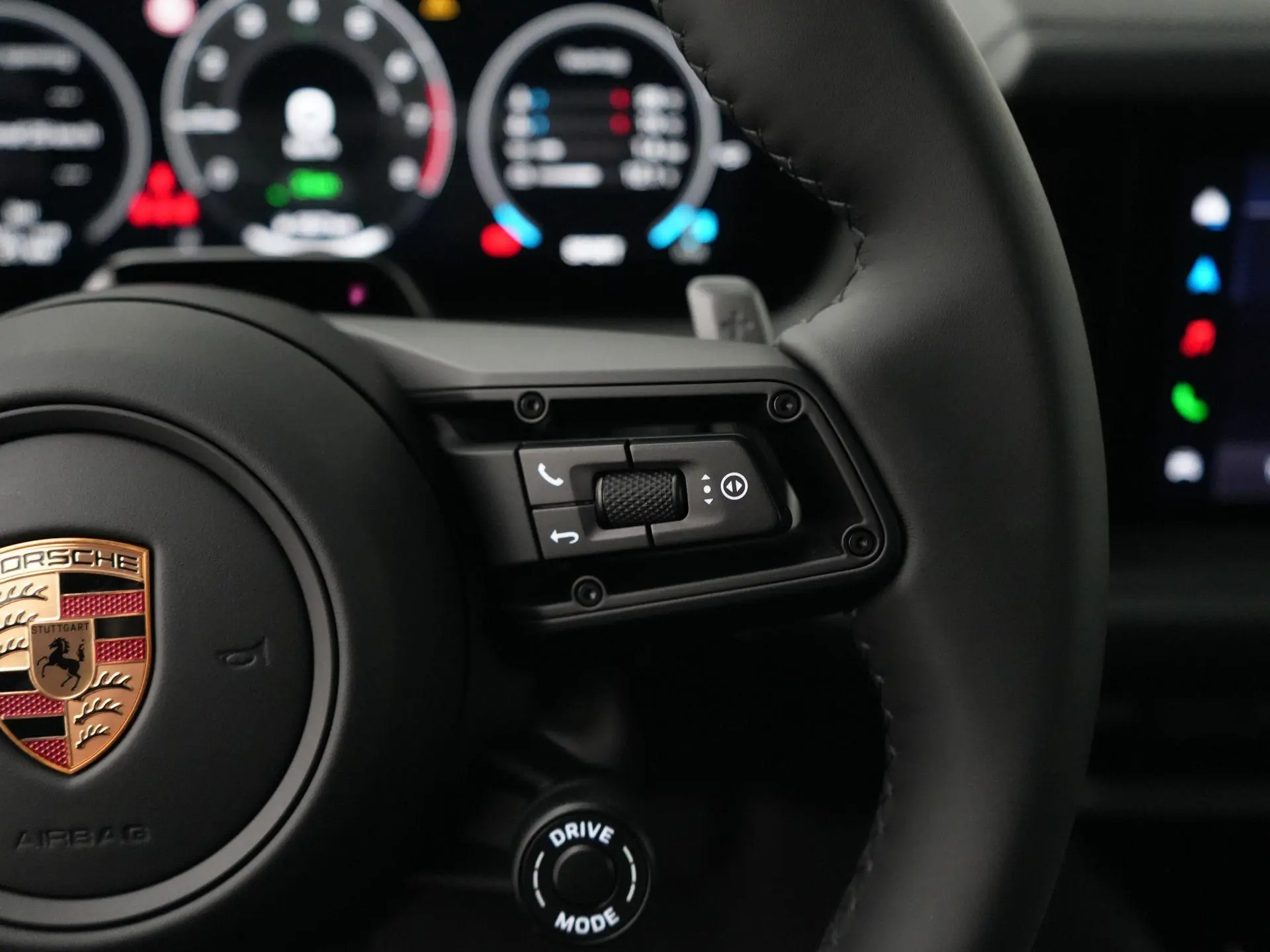 Cayenne E-Hybrid Black Edition