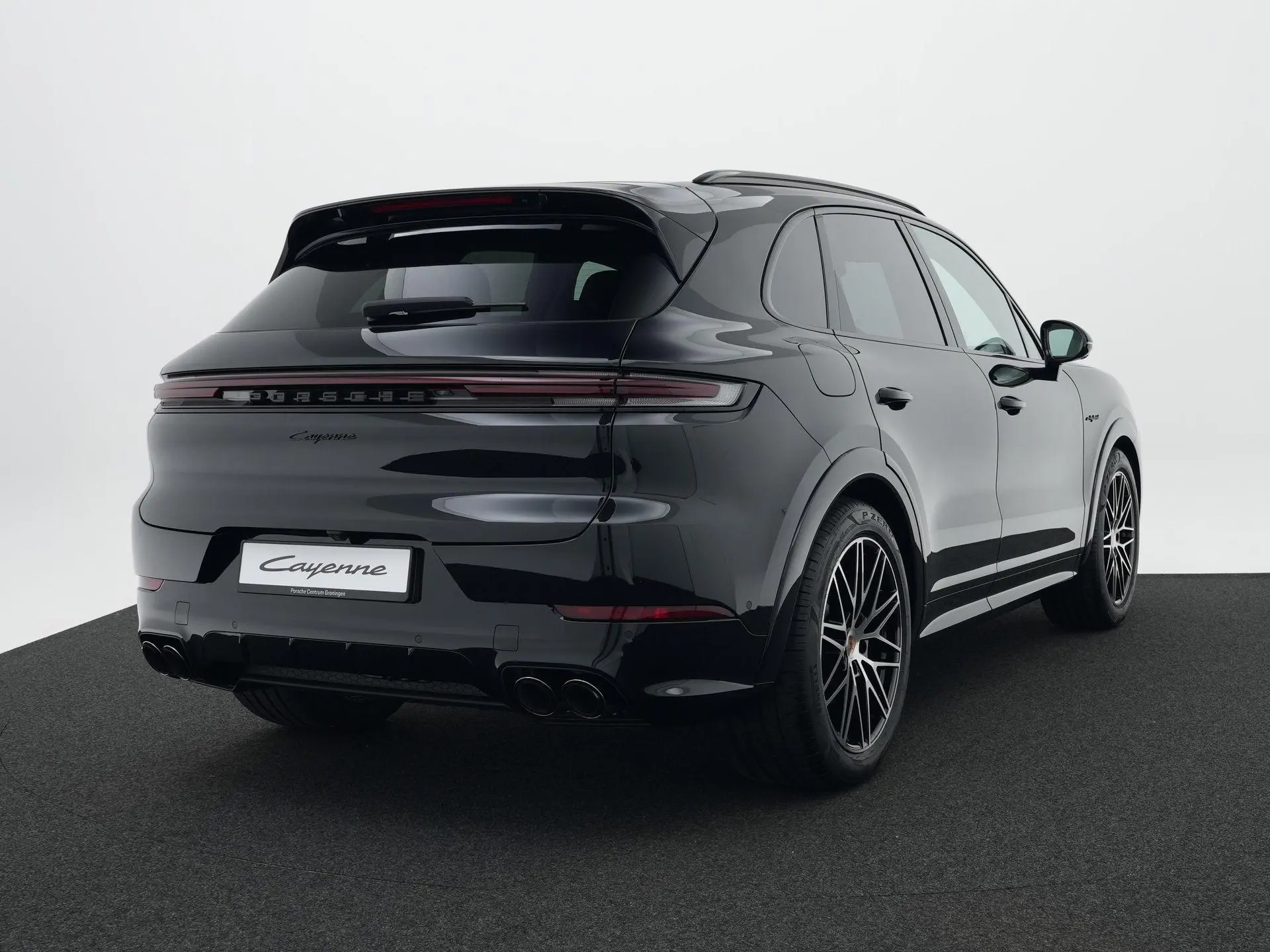 Cayenne E-Hybrid Black Edition