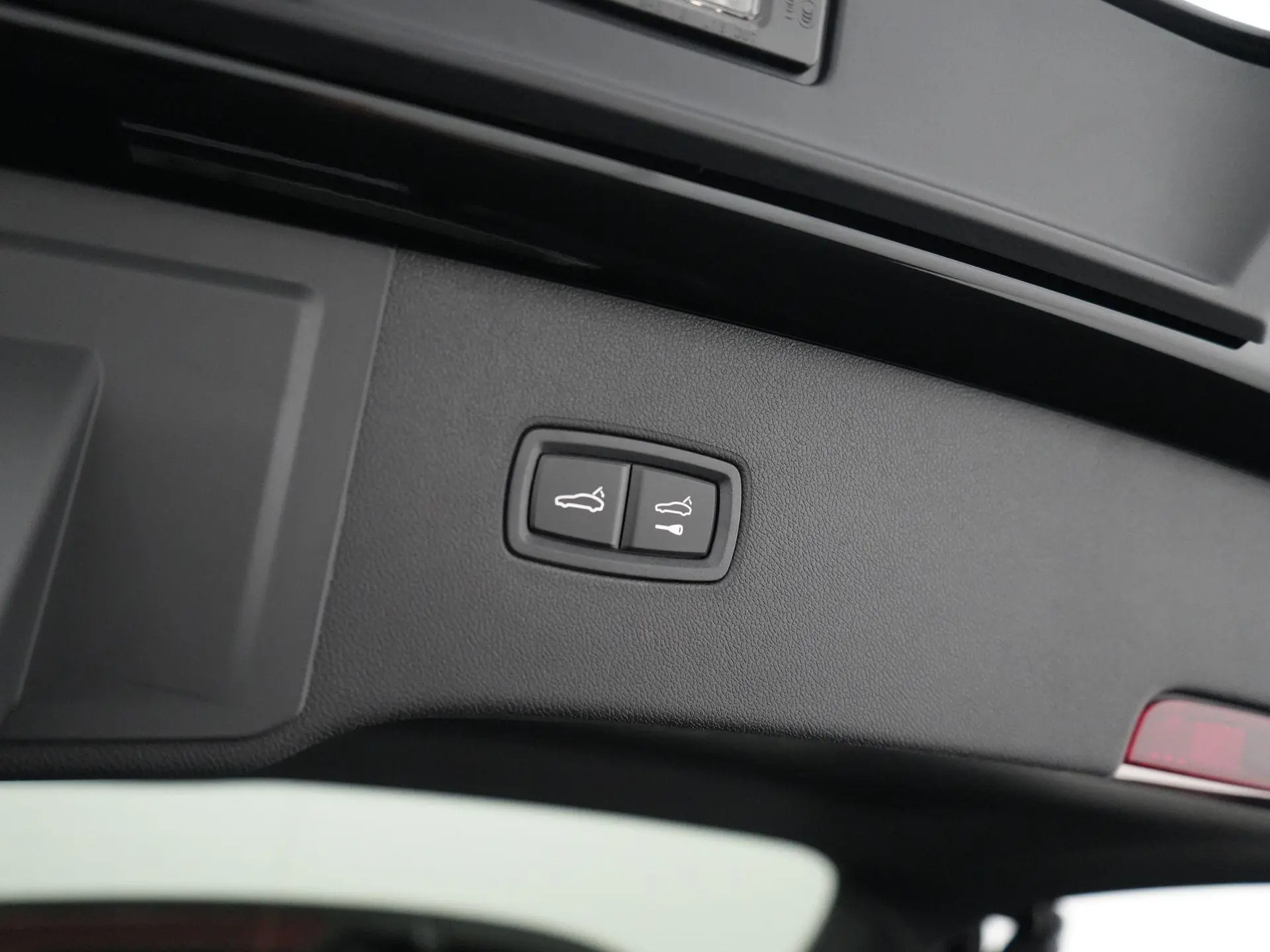 Cayenne E-Hybrid Black Edition