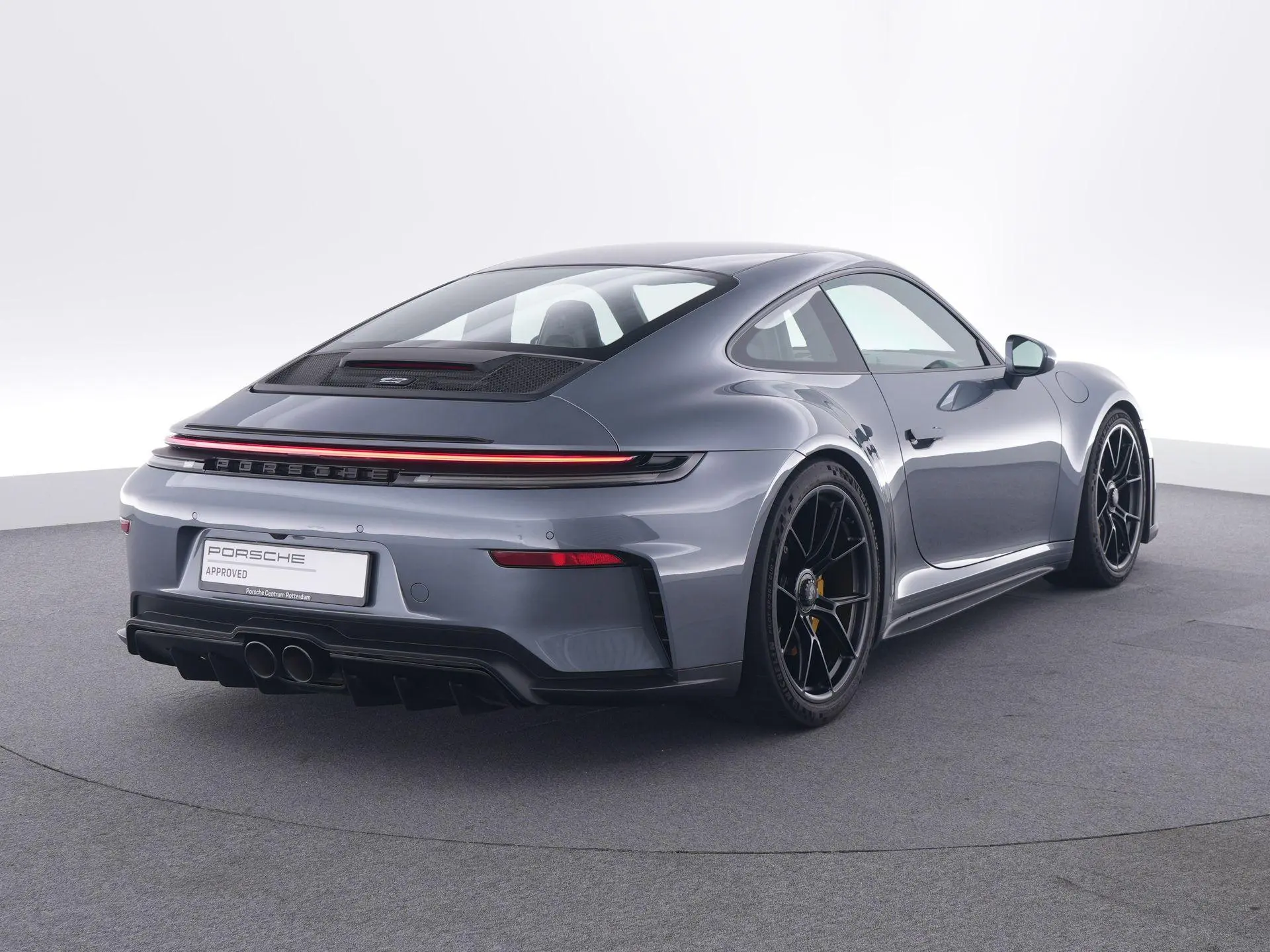 911 4.0 GT3 Touring