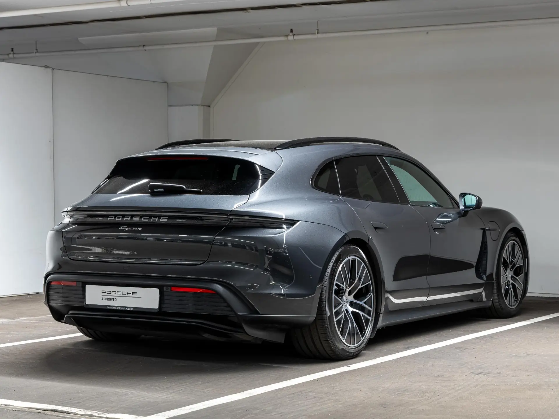 Taycan Sport Turismo 
