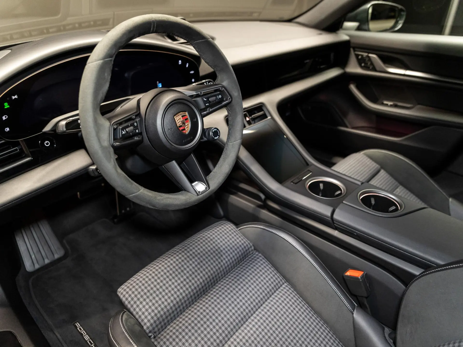 Taycan Sport Turismo 
