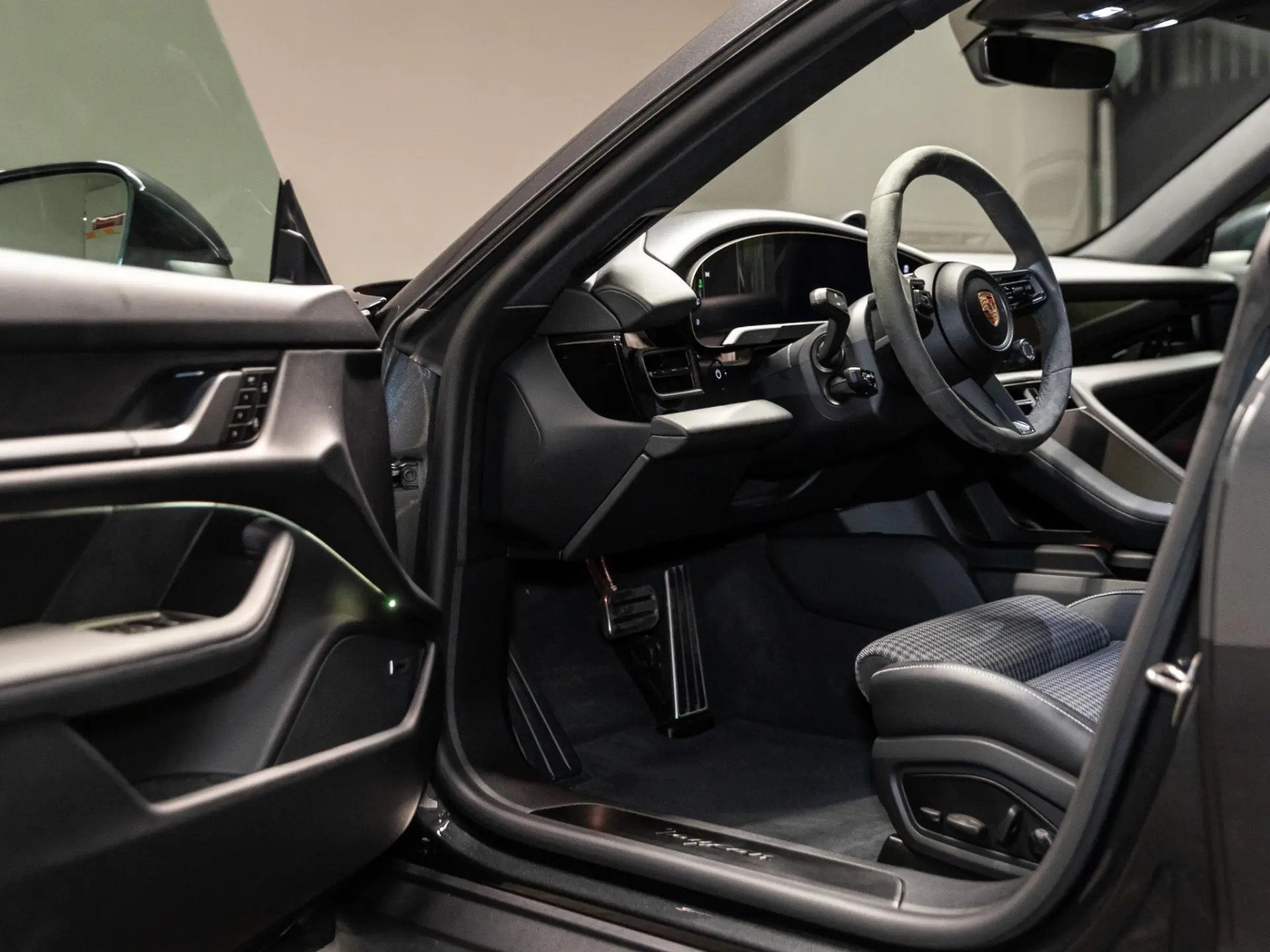 Taycan Sport Turismo 