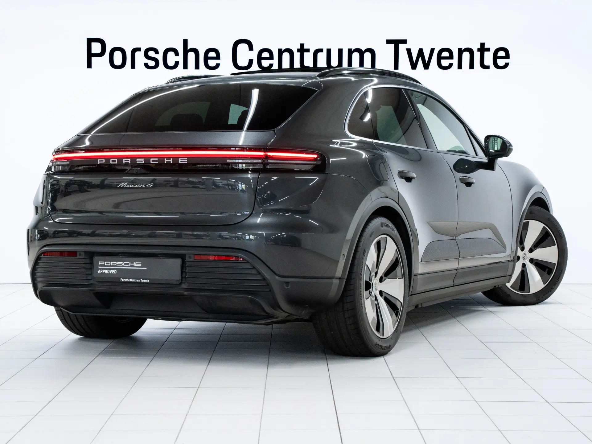 Macan 4