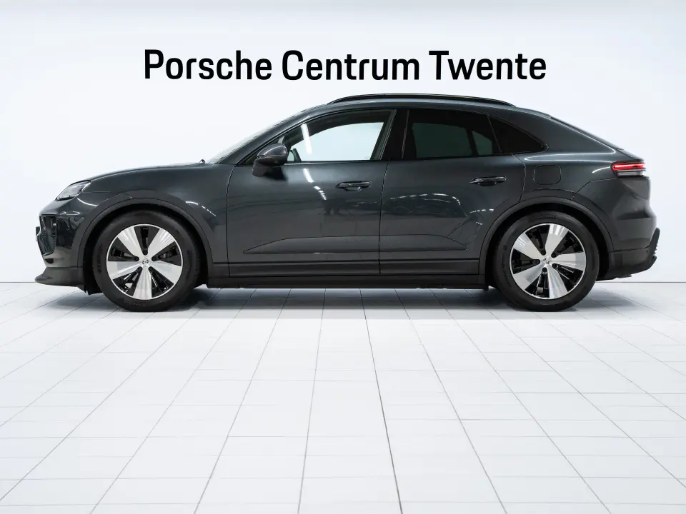 Macan 4
