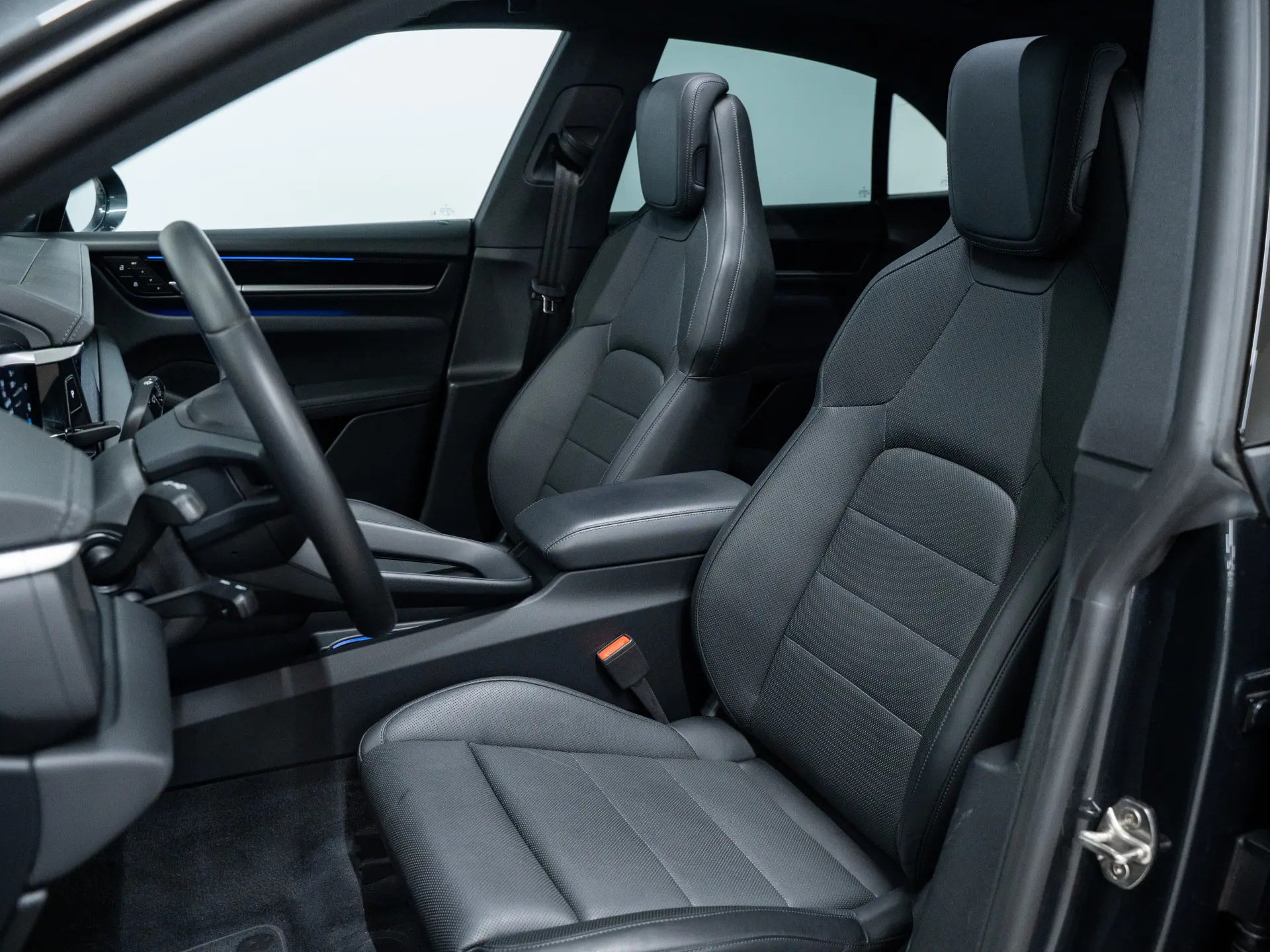 Macan 4
