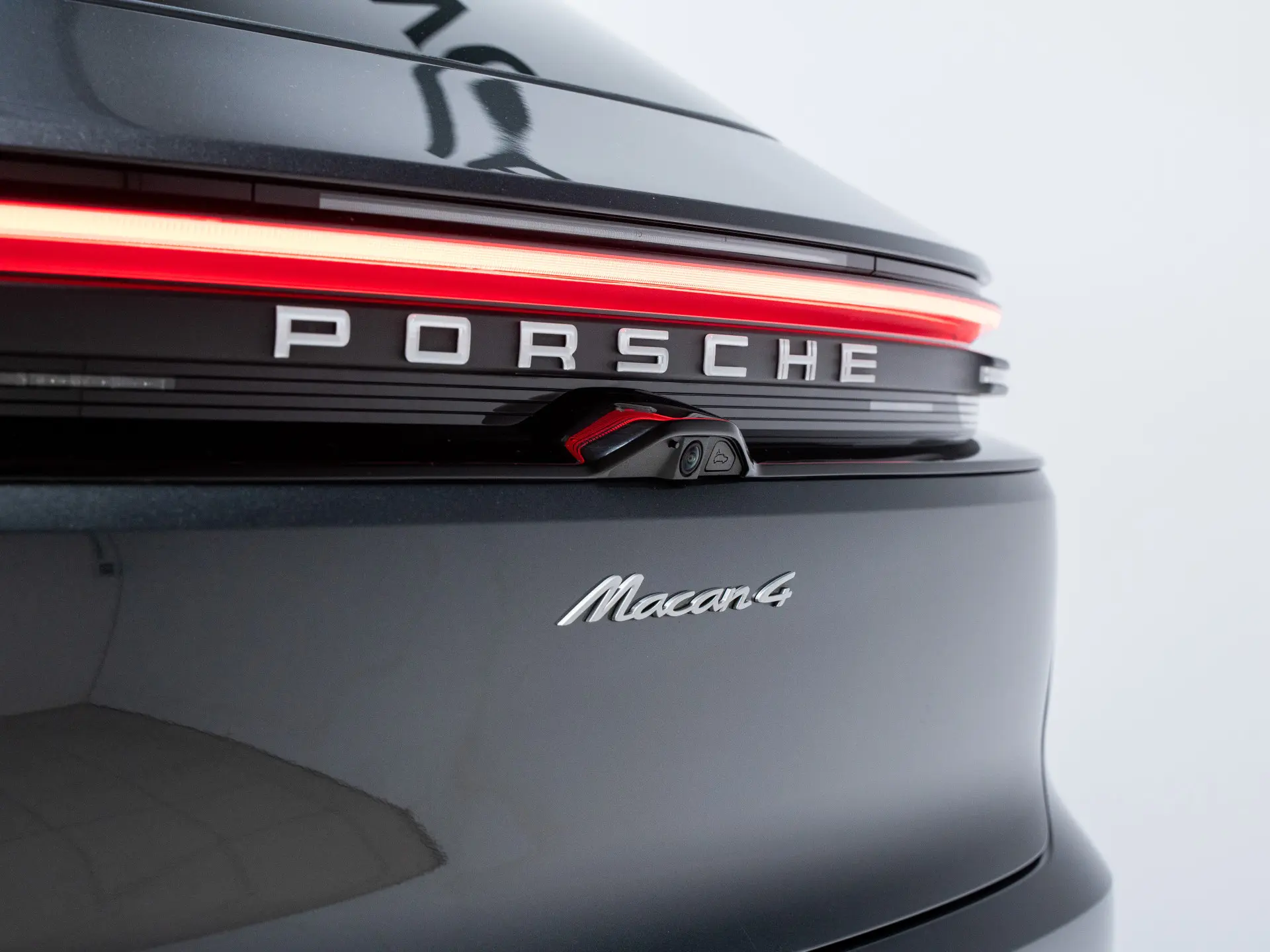 Macan 4