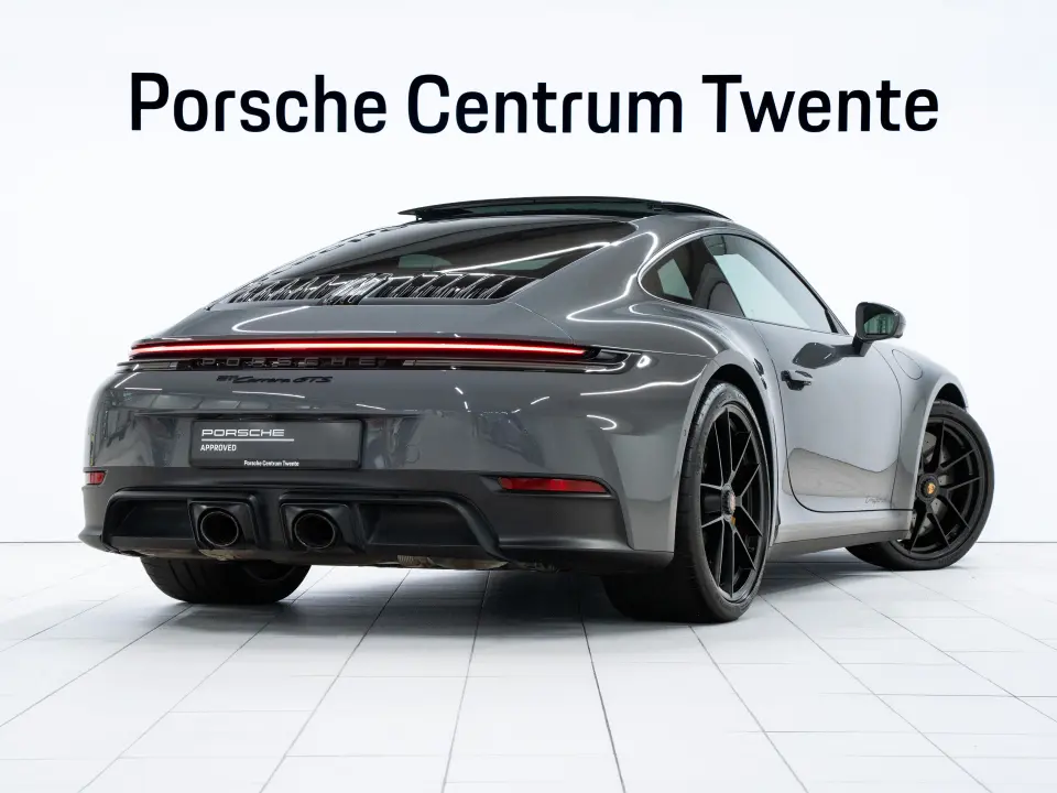 Porsche 911 Carrera GTS