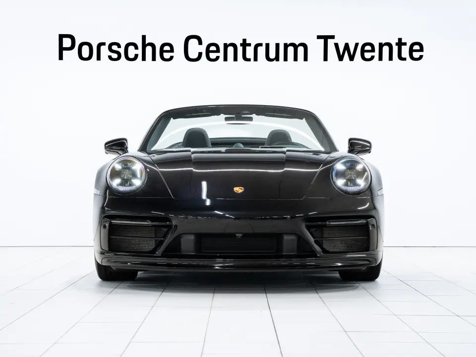 Porsche 911 Carrera 4 GTS Cabriolet
