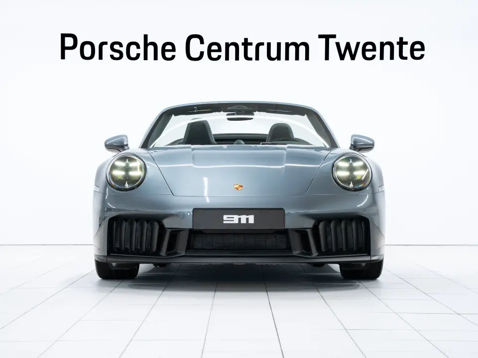 Porsche 911 Carrera 4 GTS Cabriolet