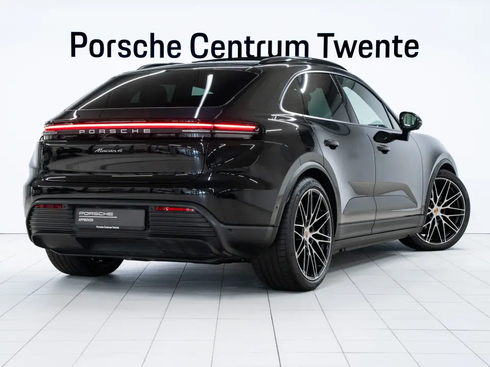 Porsche Macan 4