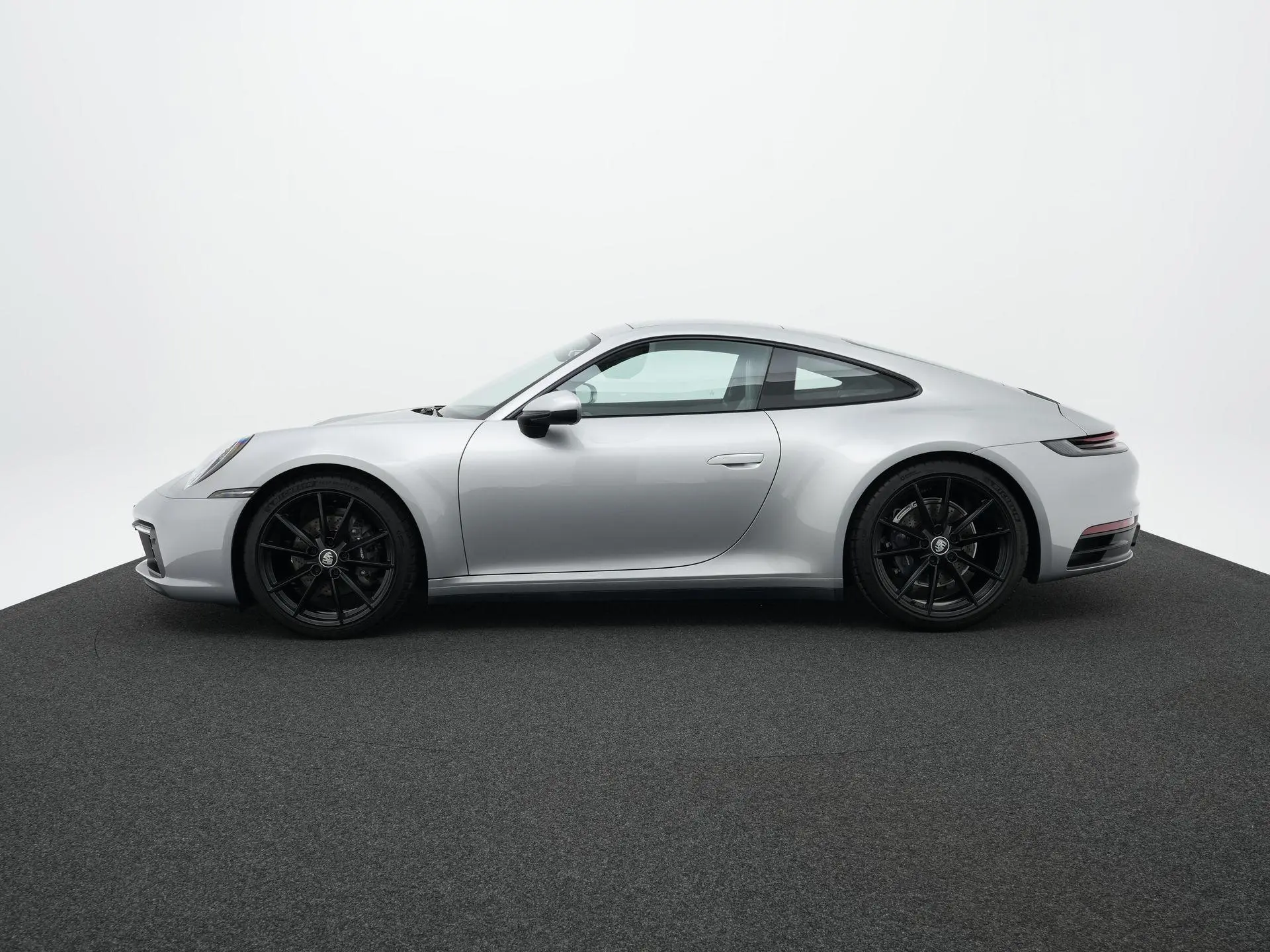 911 Carrera 4