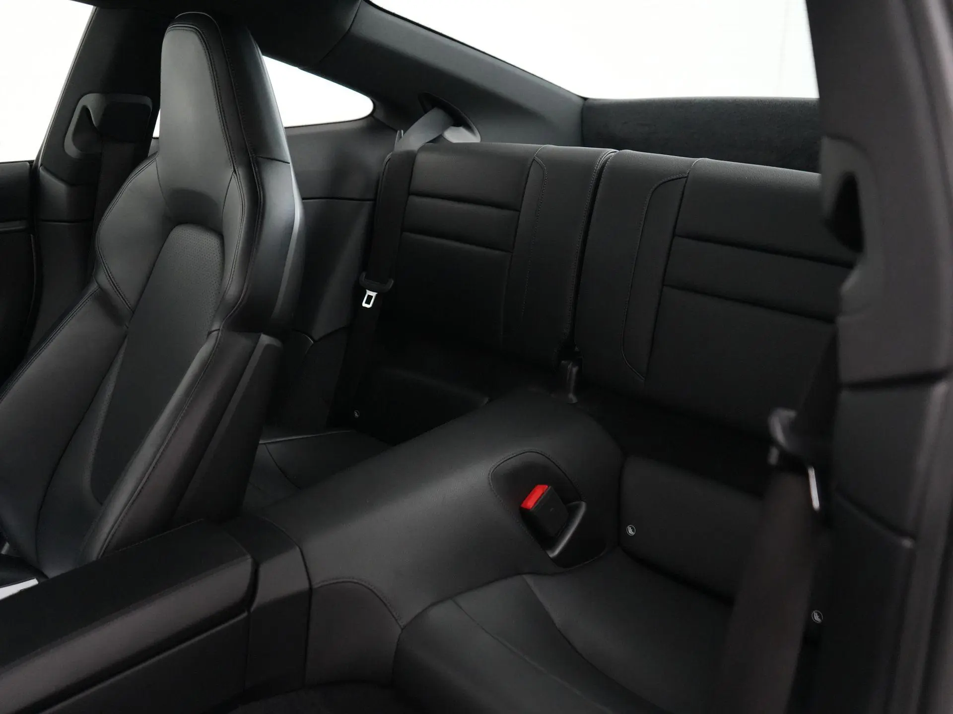 911 Carrera 4