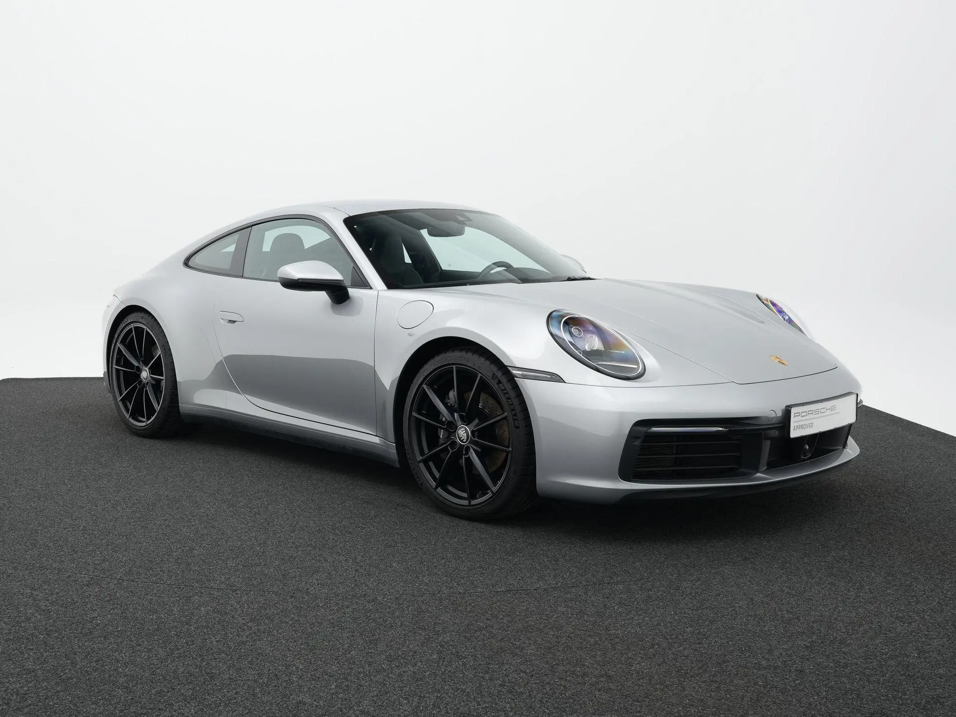 911 Carrera 4