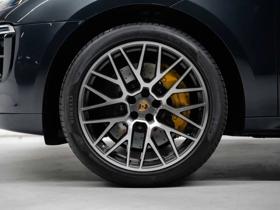 Macan Turbo