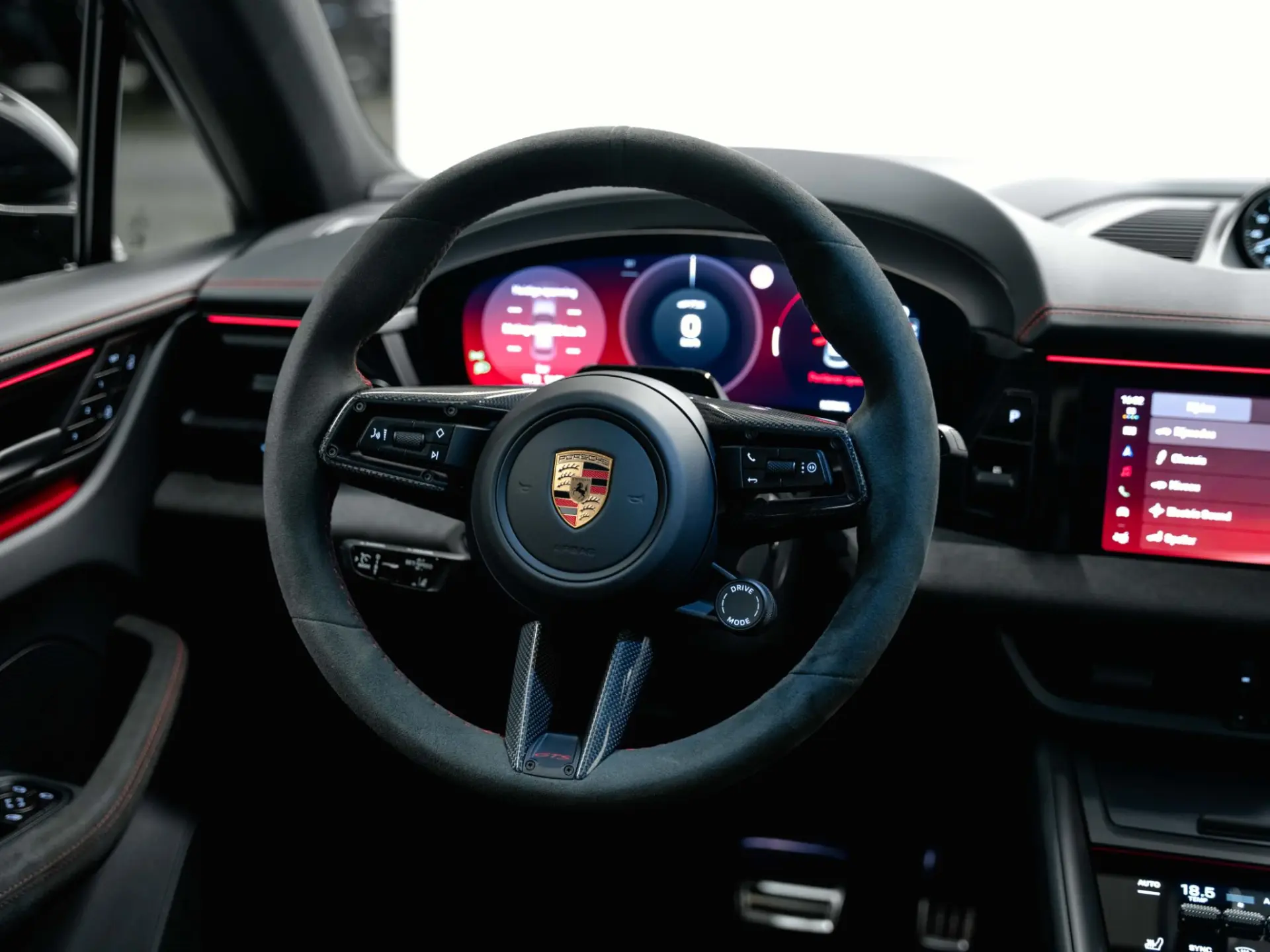 Macan GTS