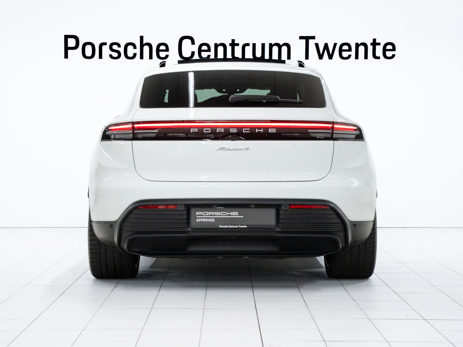 Macan 4