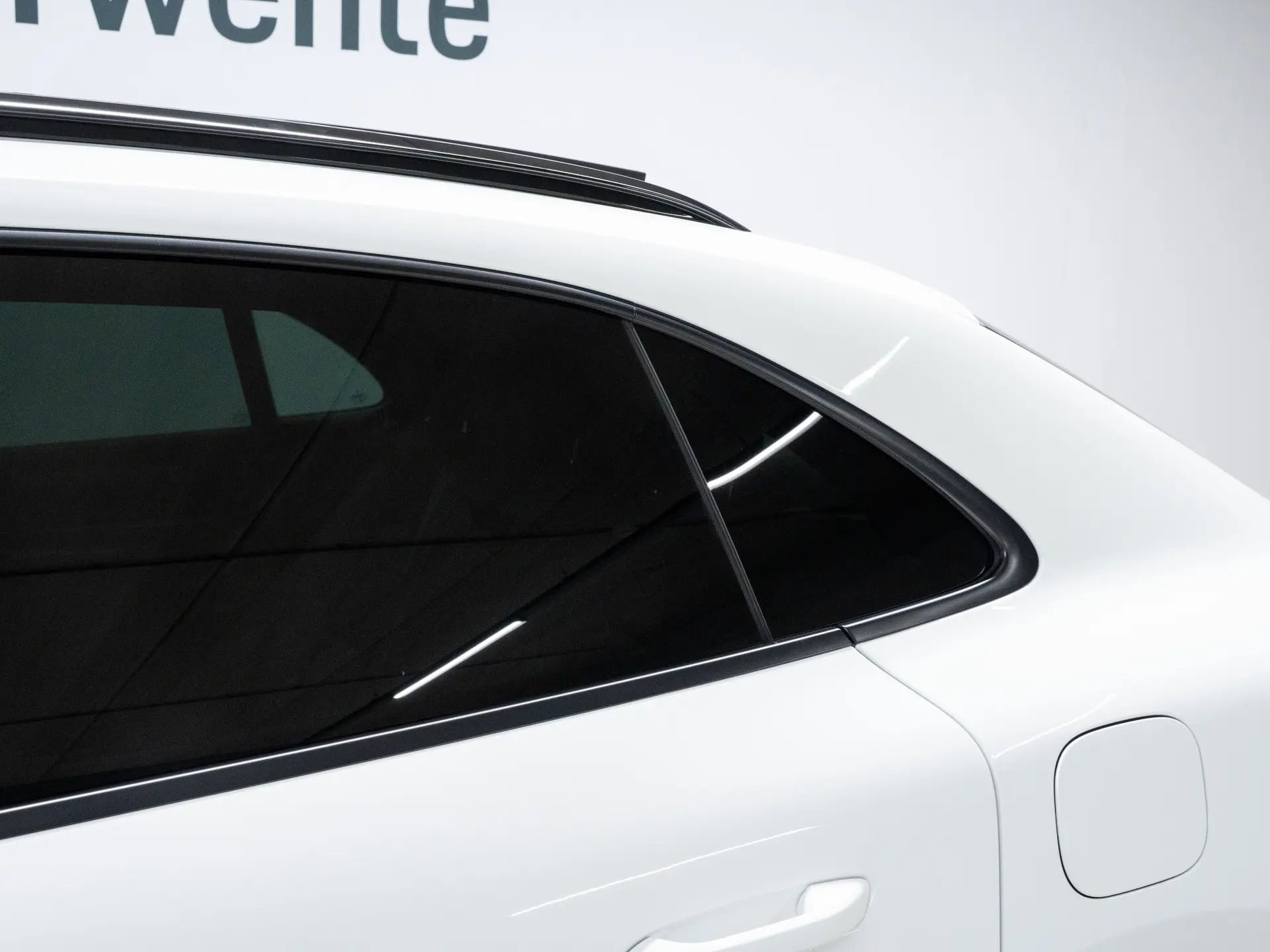 Macan 4