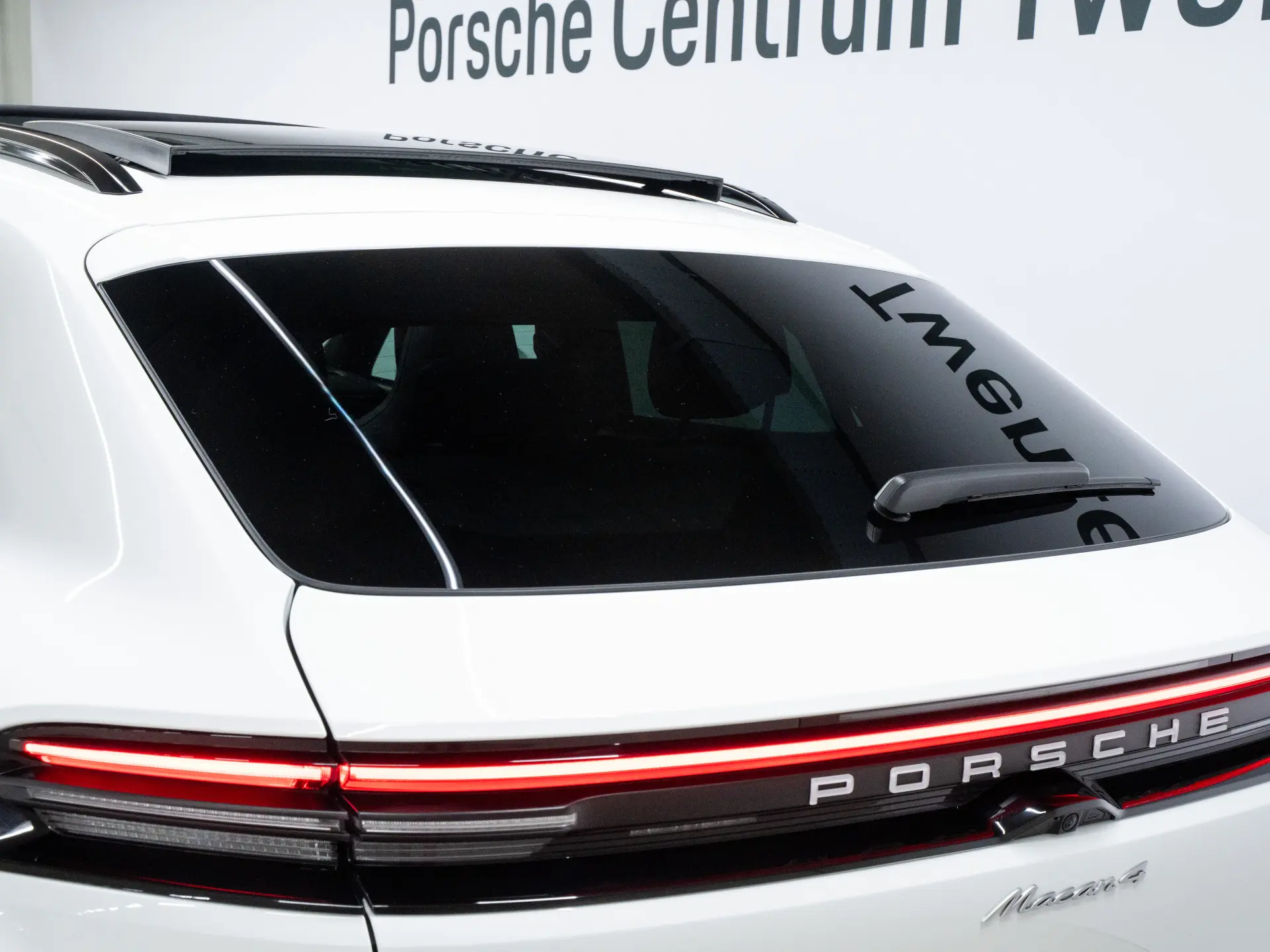 Macan 4