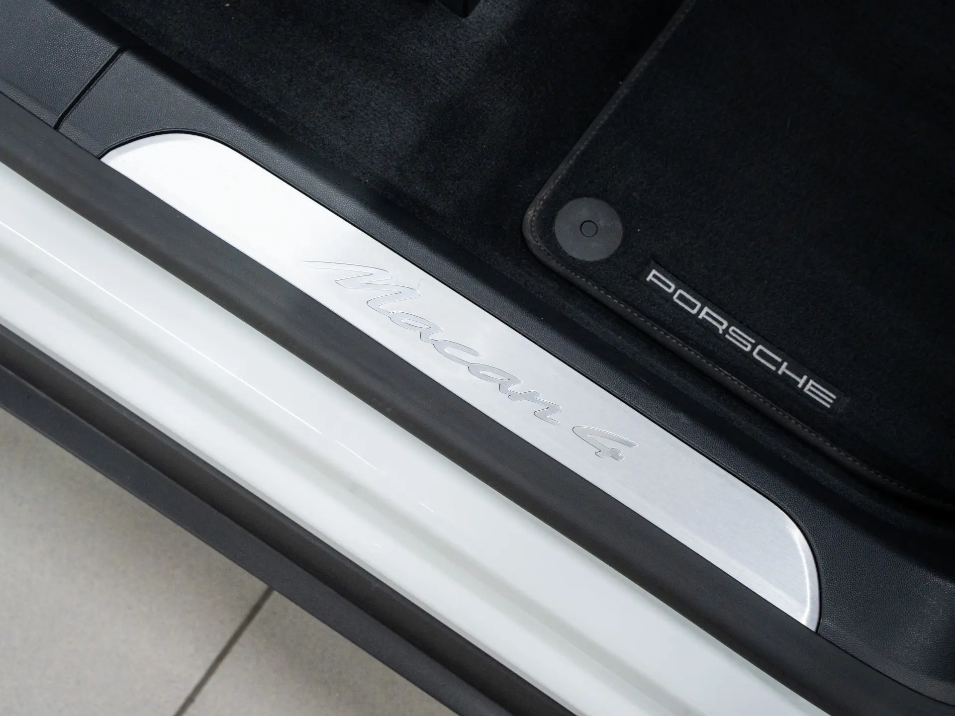 Macan 4