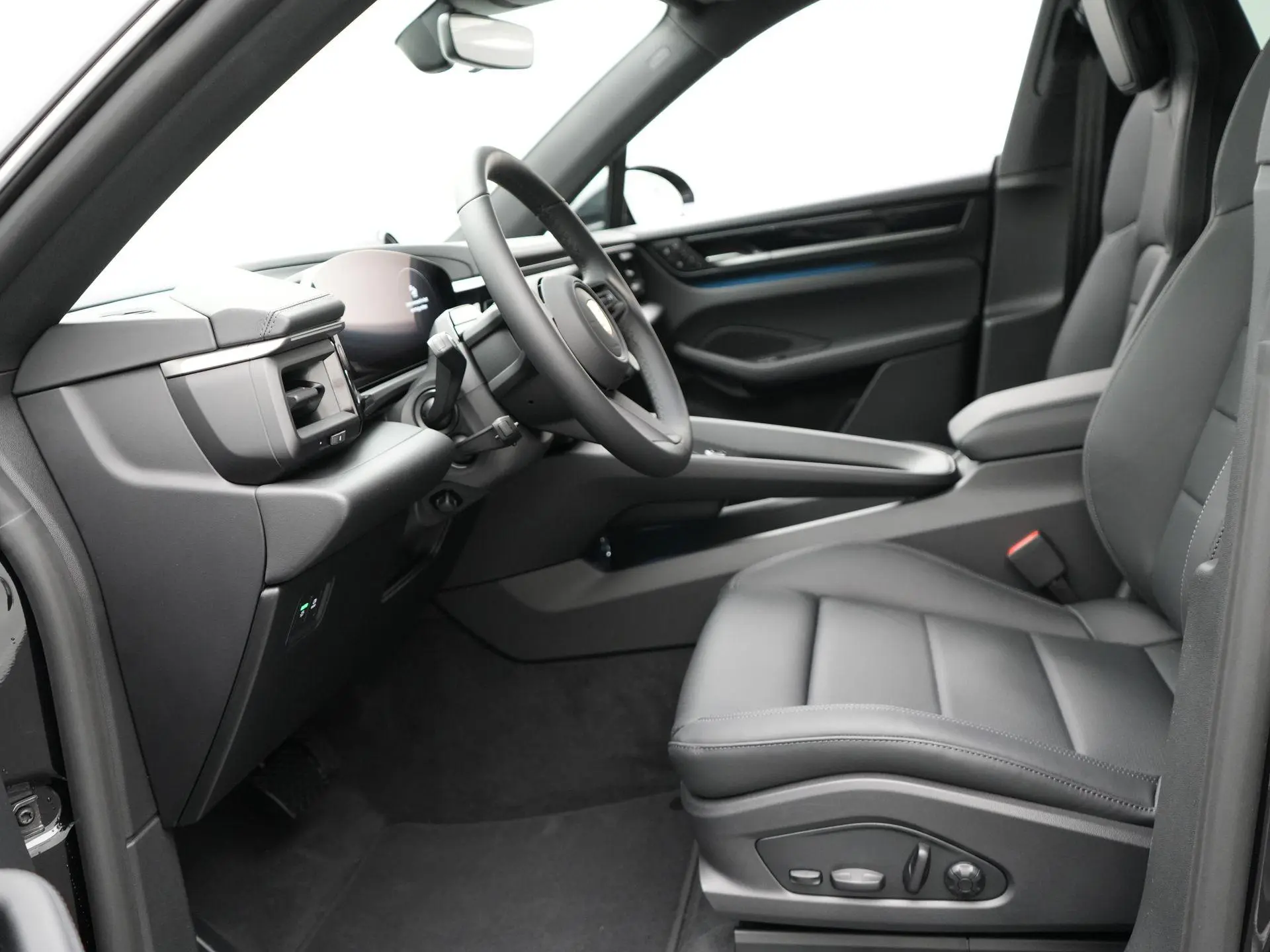 Macan 4