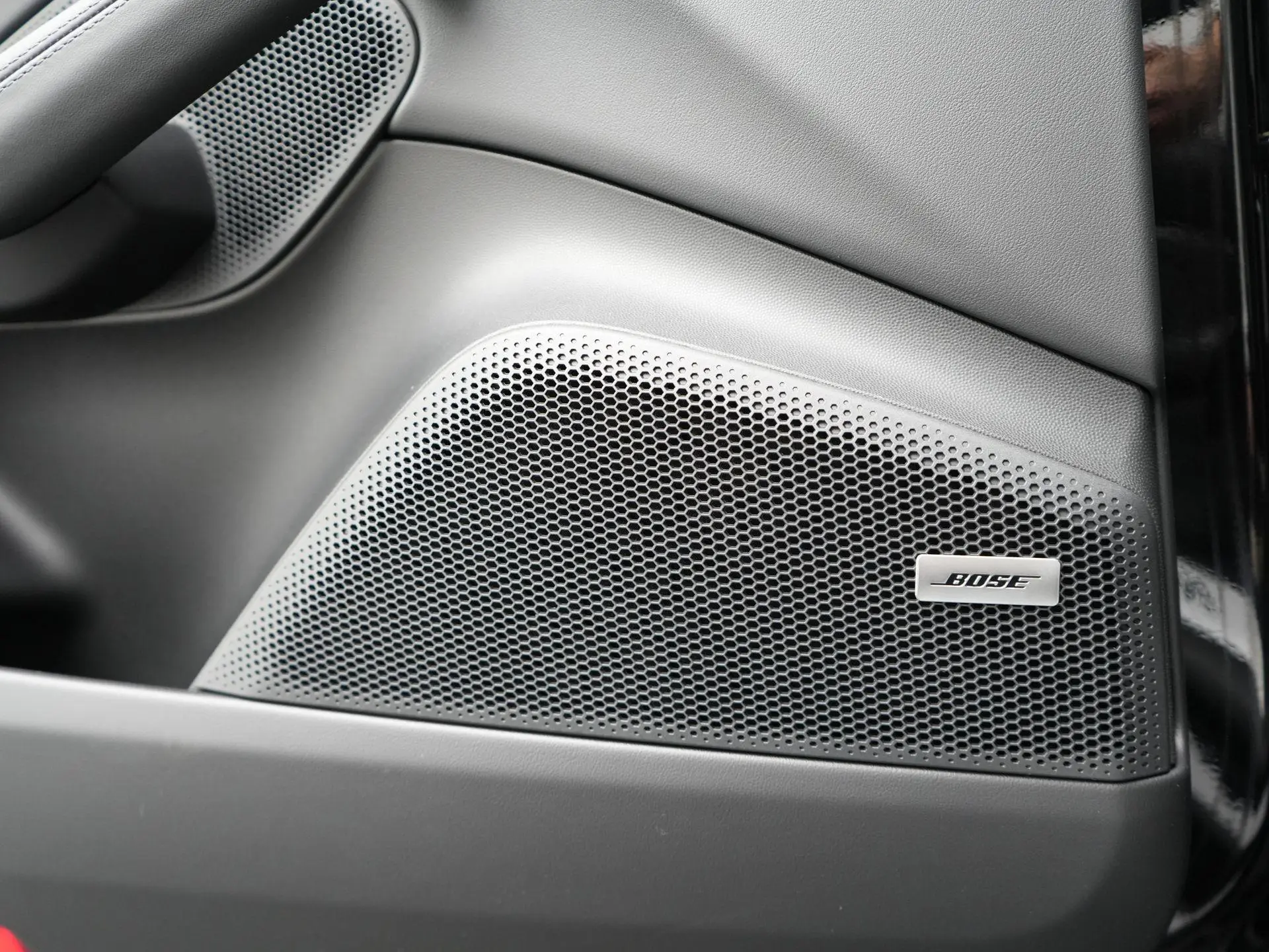 Macan 4