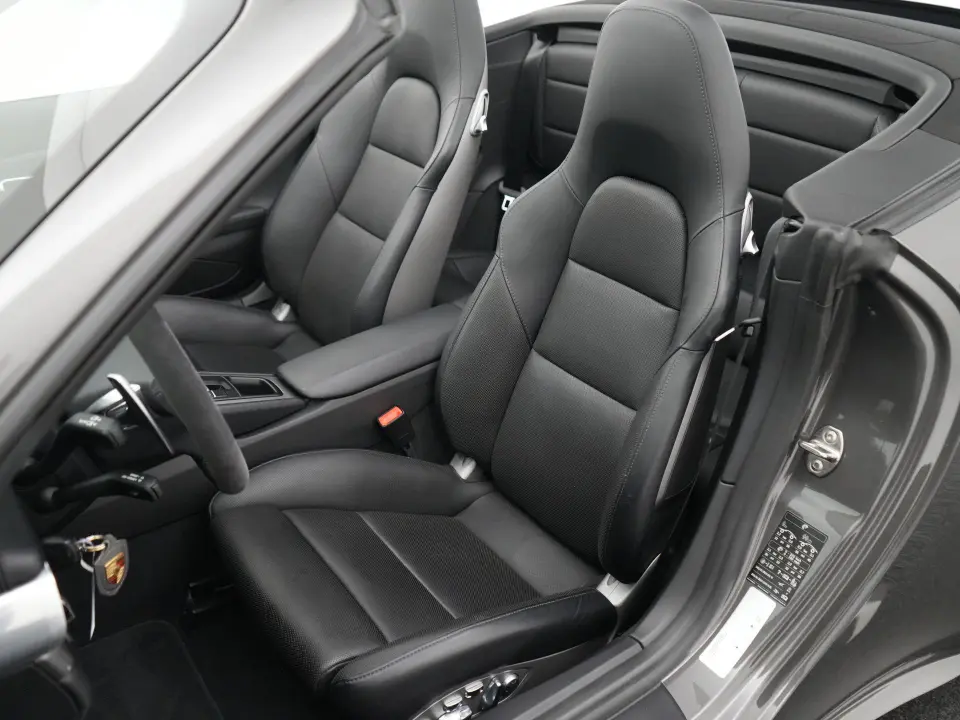 911 Carrera 4 GTS Cabriolet