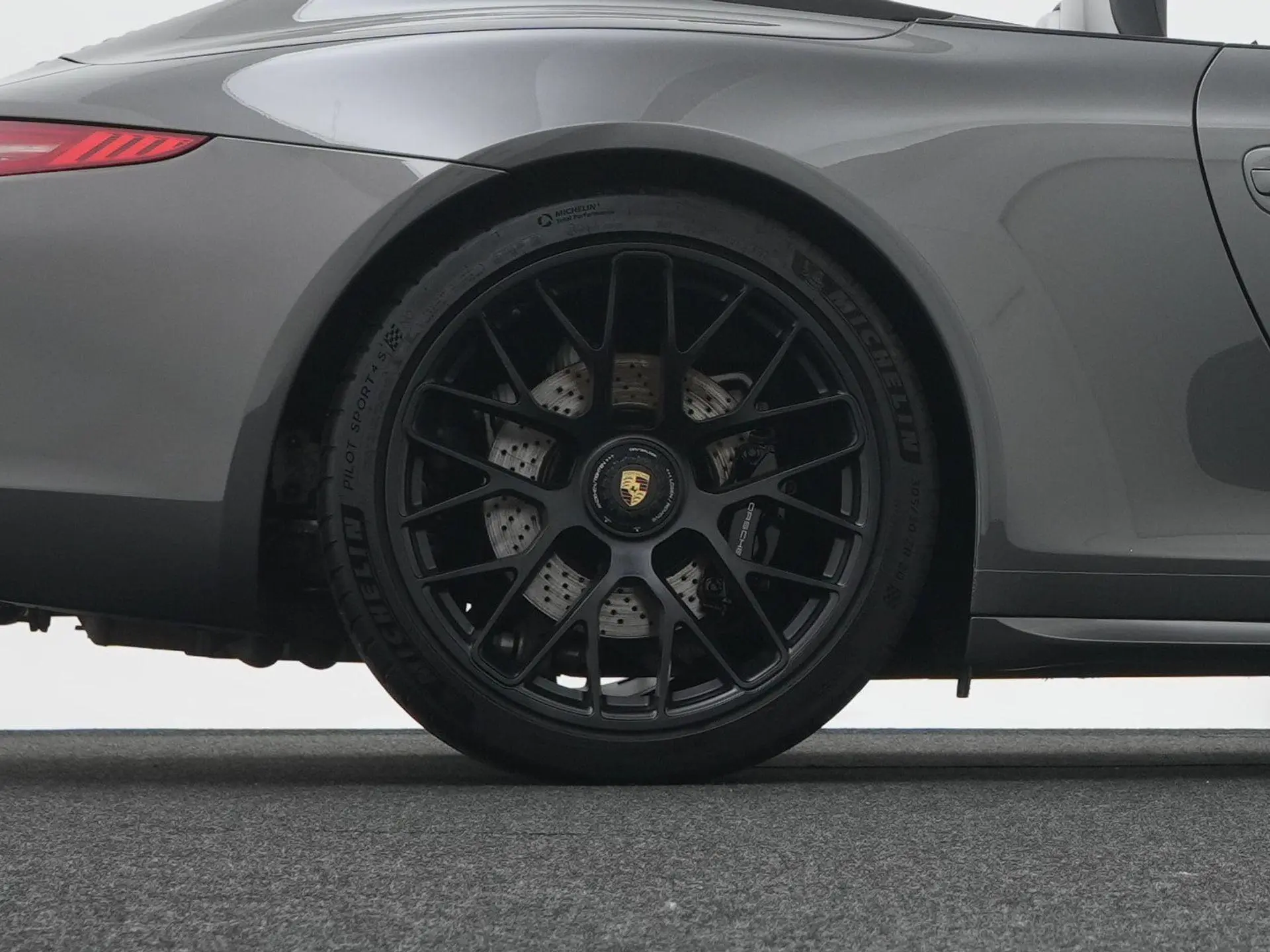911 Carrera 4 GTS Cabriolet