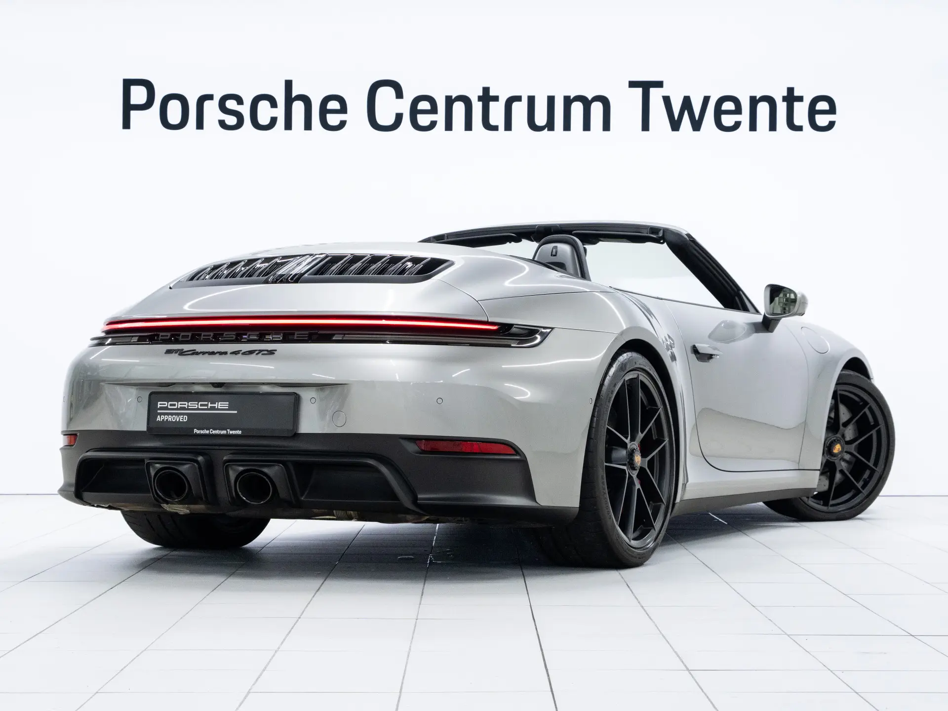 911 Carrera 4 GTS Cabriolet