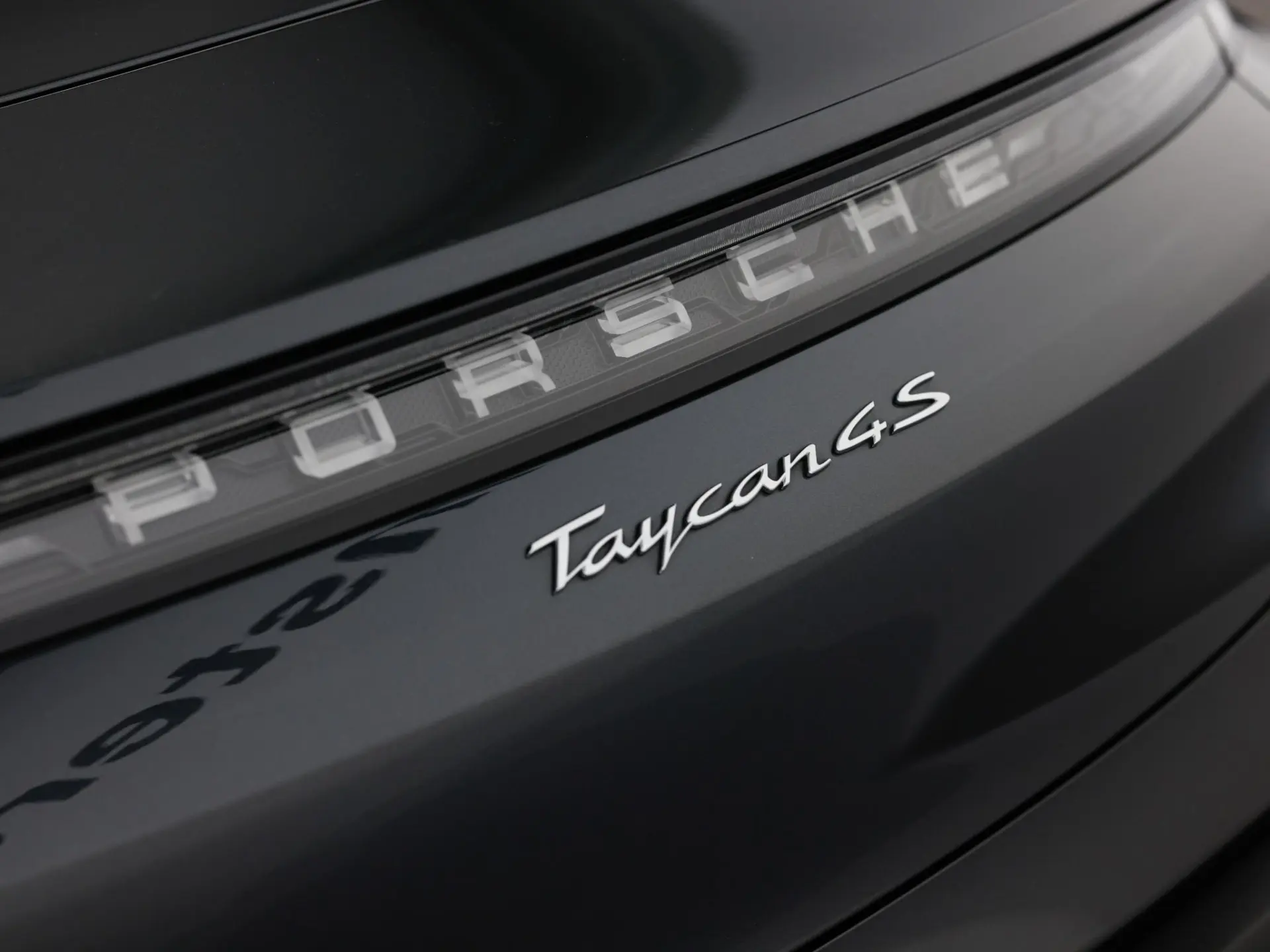 Taycan 4S
