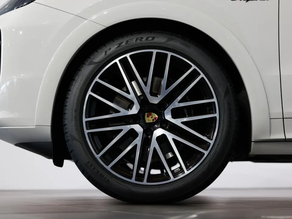 Cayenne Coupé E-Hybrid
