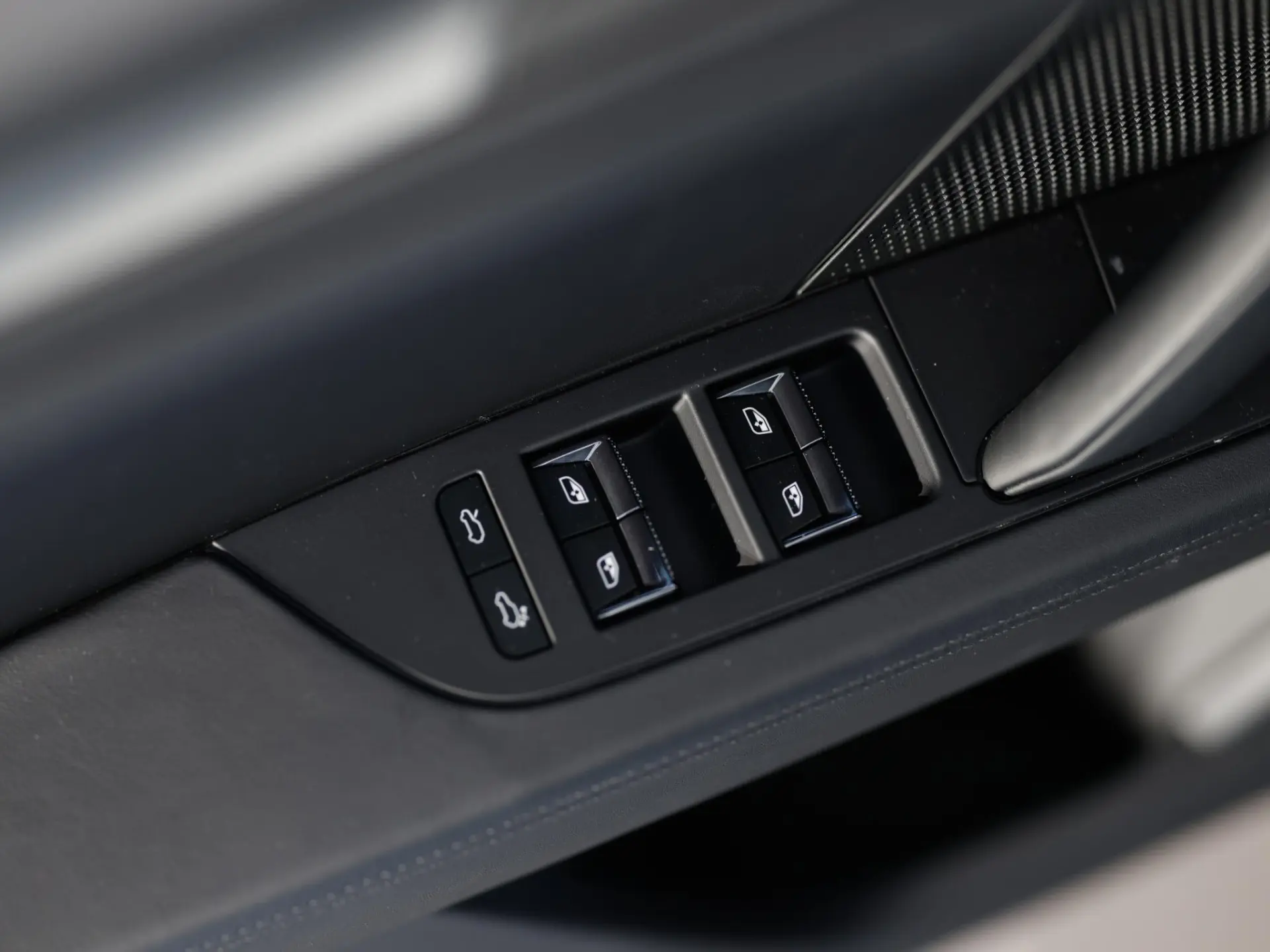 Cayenne Electric S