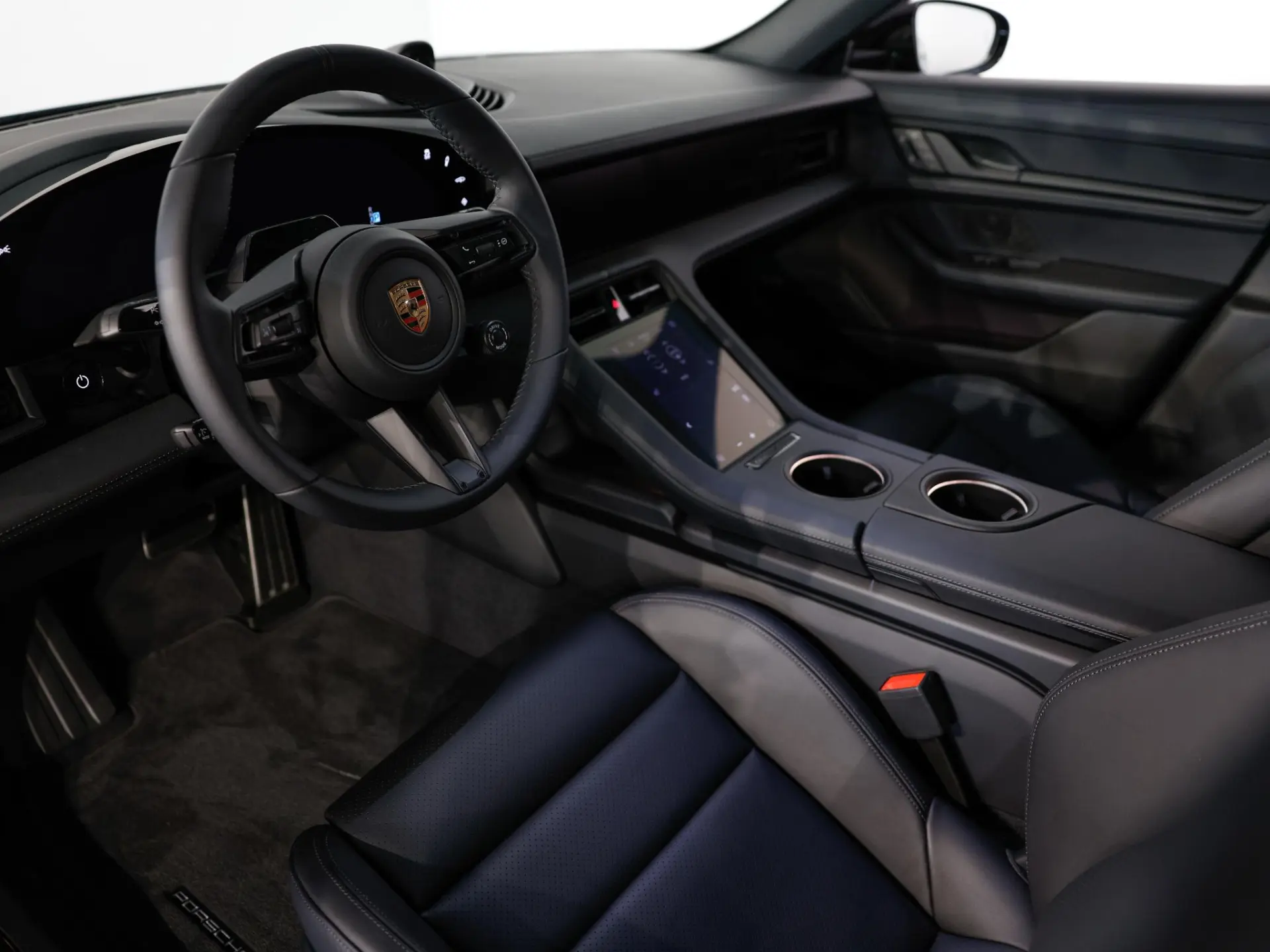 Taycan 4S Black Edition