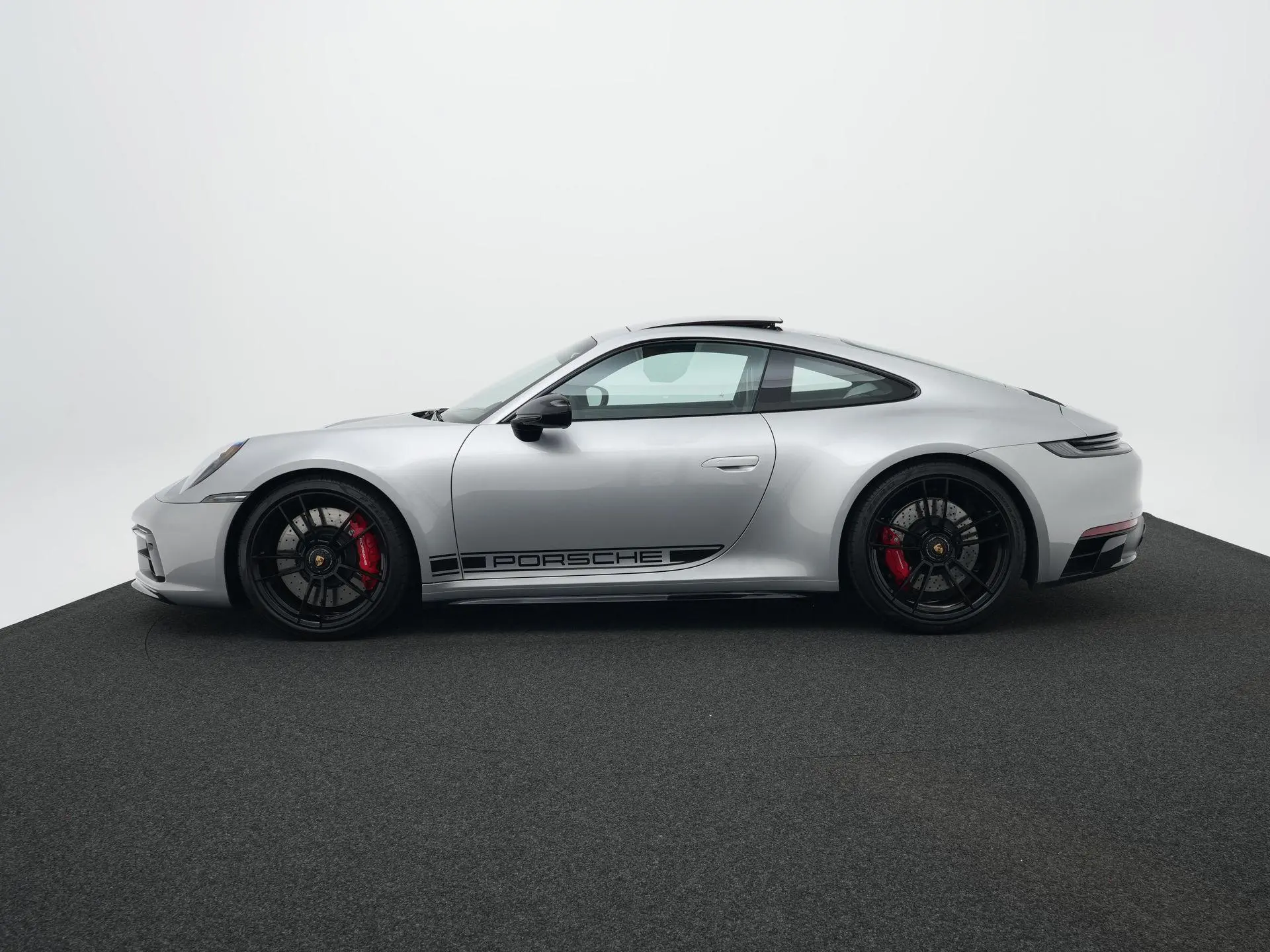 911 Carrera 4 GTS