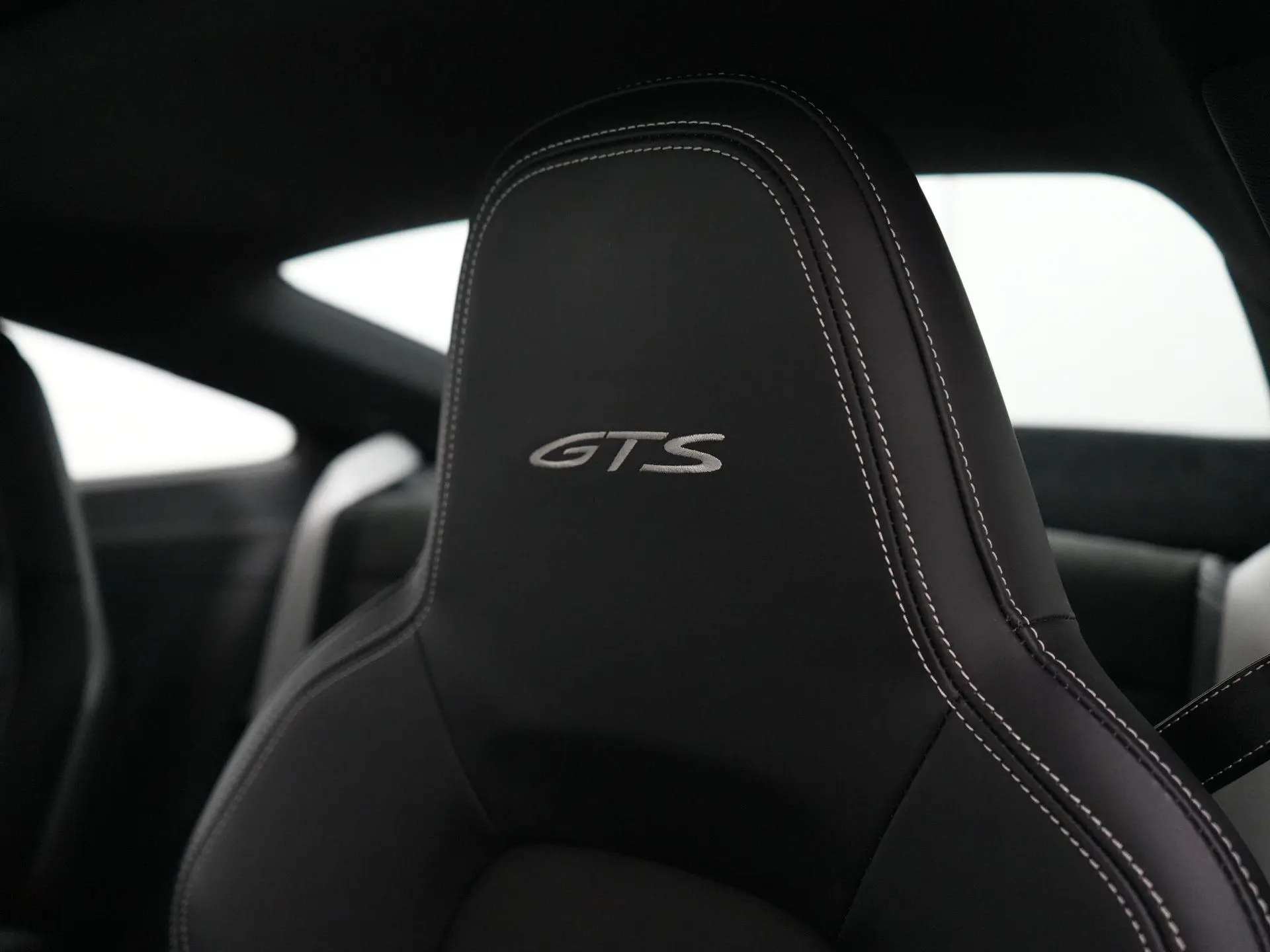 911 Carrera 4 GTS