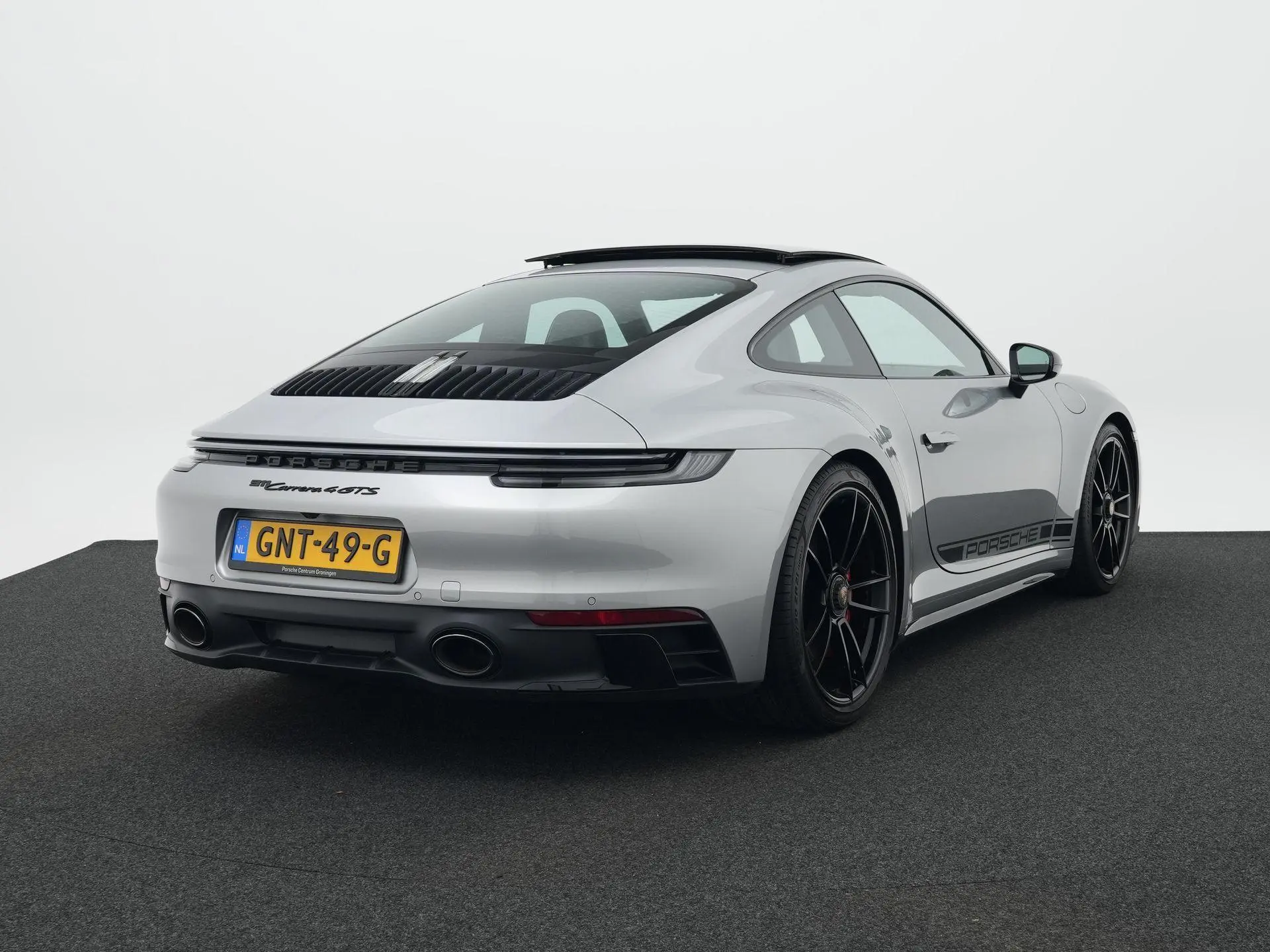911 Carrera 4 GTS
