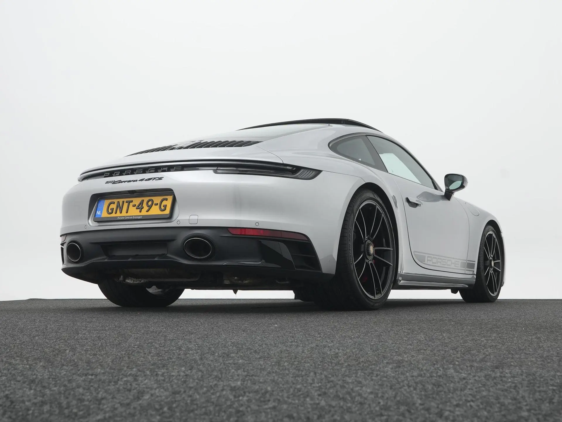 911 Carrera 4 GTS