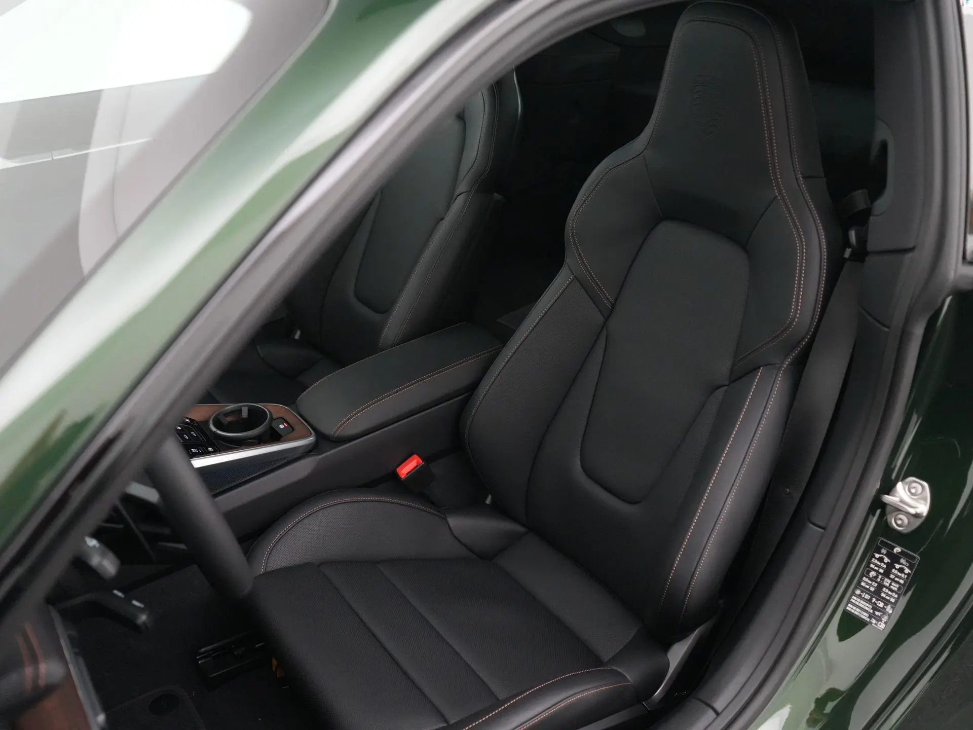 911 Carrera 4S