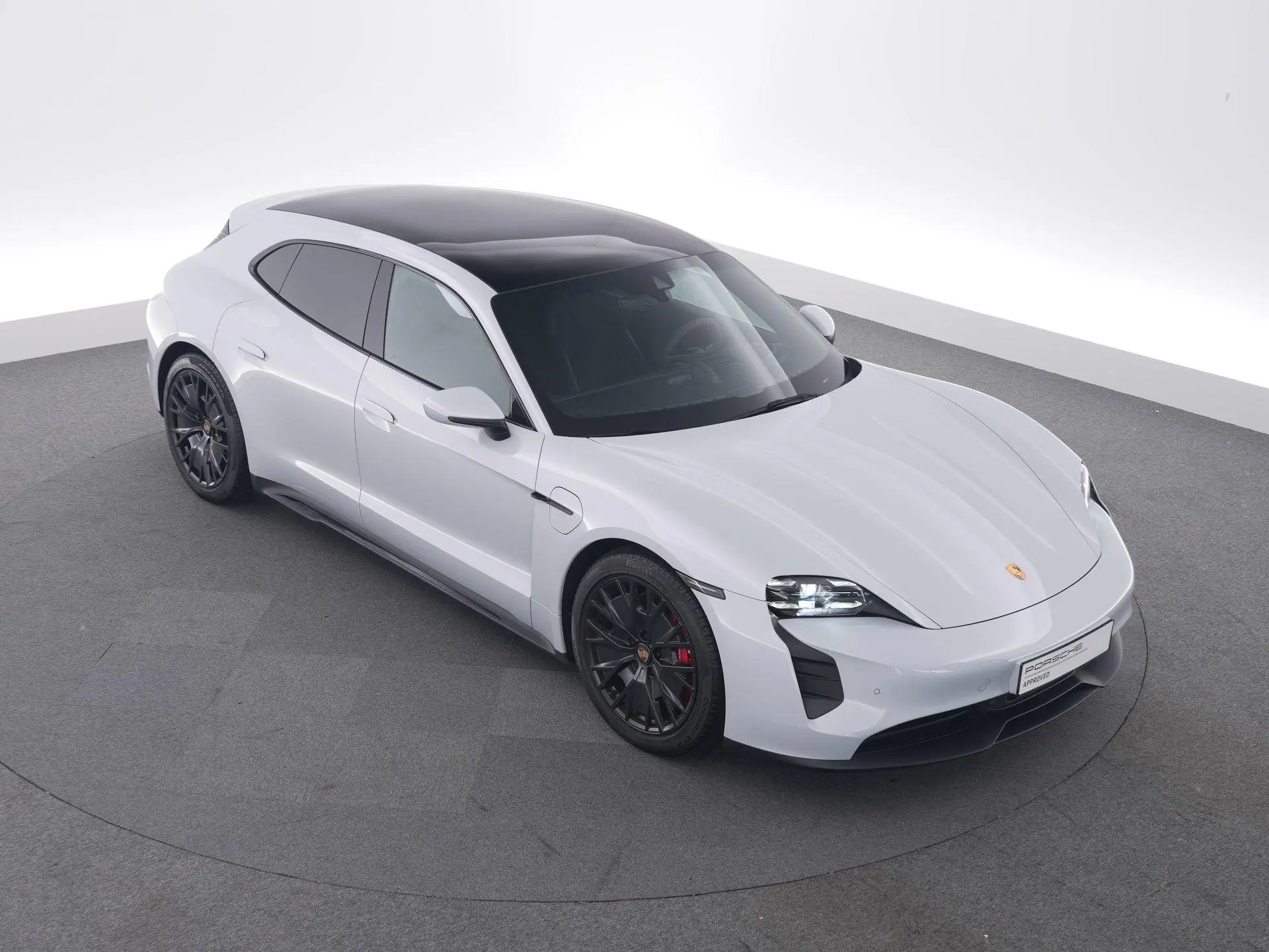 Taycan Sport Turismo GTS 93 kWh